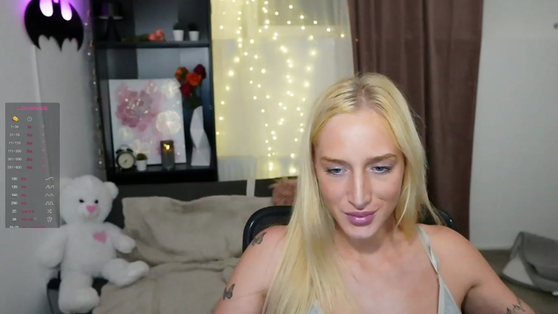 Gallery image thumbnail from NicoletteShea's myfreecams stream on, 10/23/2023, 19:50 image 15 of 20