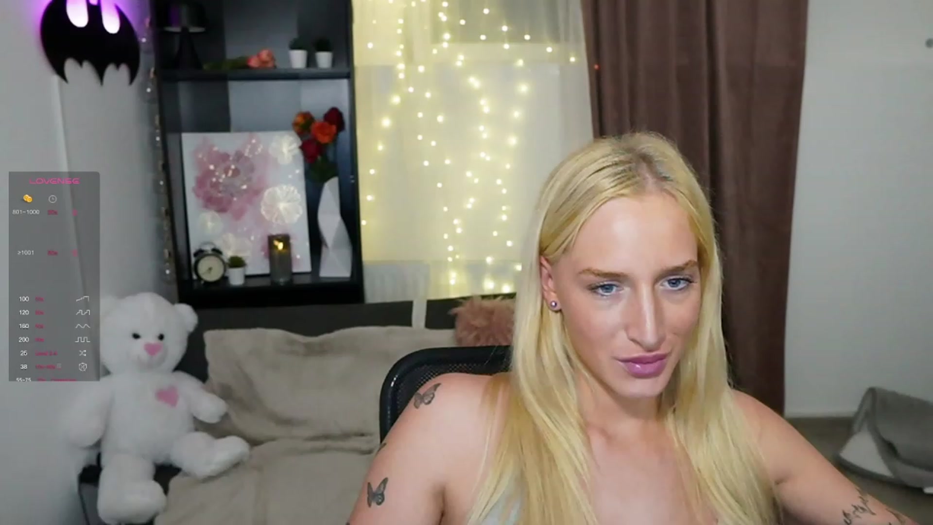 Gallery image thumbnail from NicoletteShea's myfreecams stream on, 10/23/2023, 19:50 image 19 of 20
