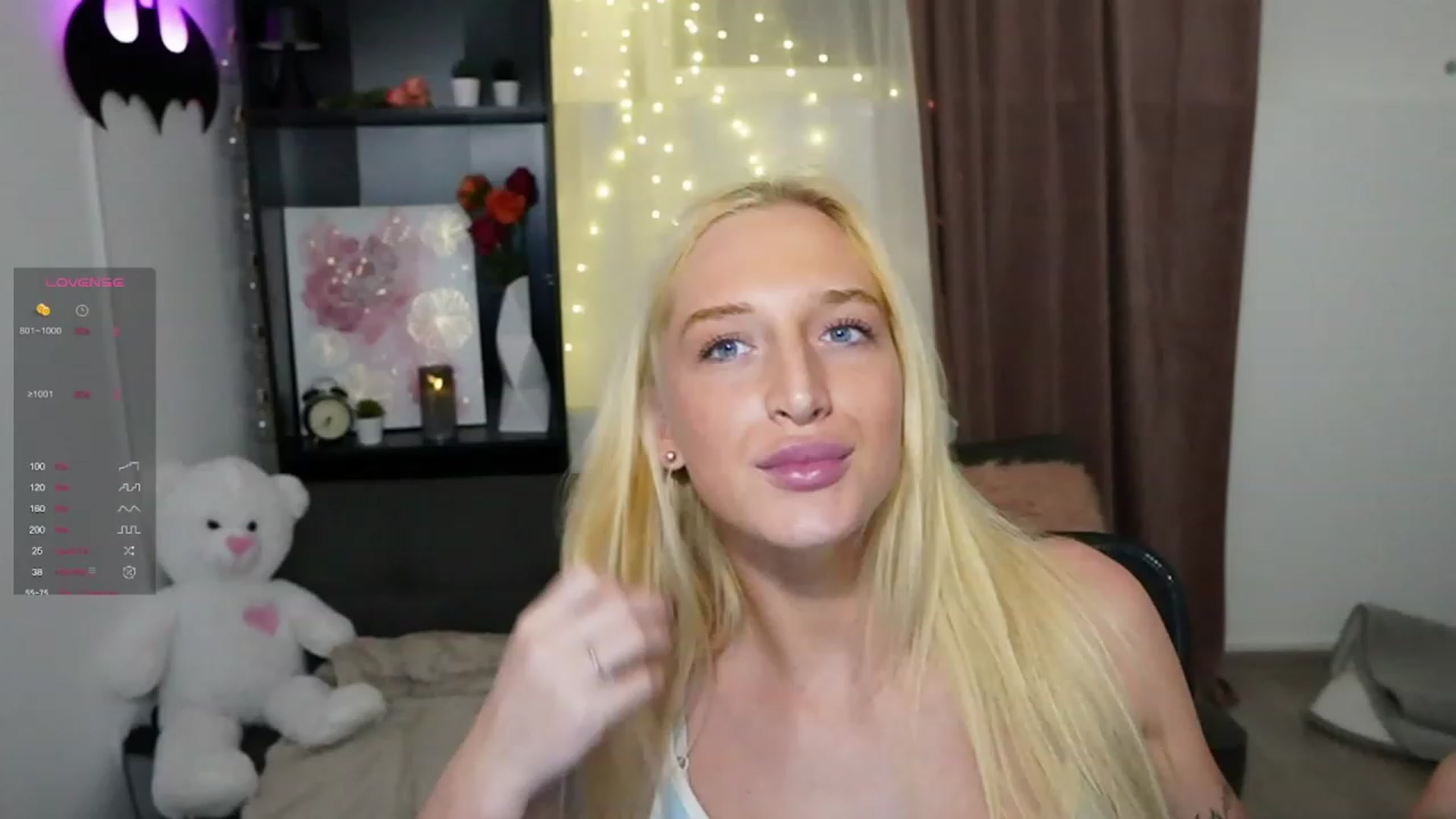Gallery image thumbnail from NicoletteShea's myfreecams stream on, 10/23/2023, 20:59 image 5 of 20