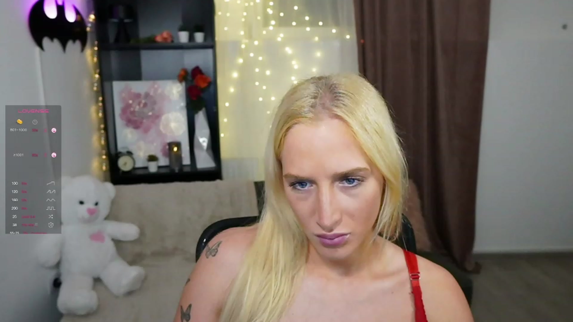 Gallery image thumbnail from NicoletteShea's myfreecams stream on, 10/26/2023, 16:16 image 10 of 20