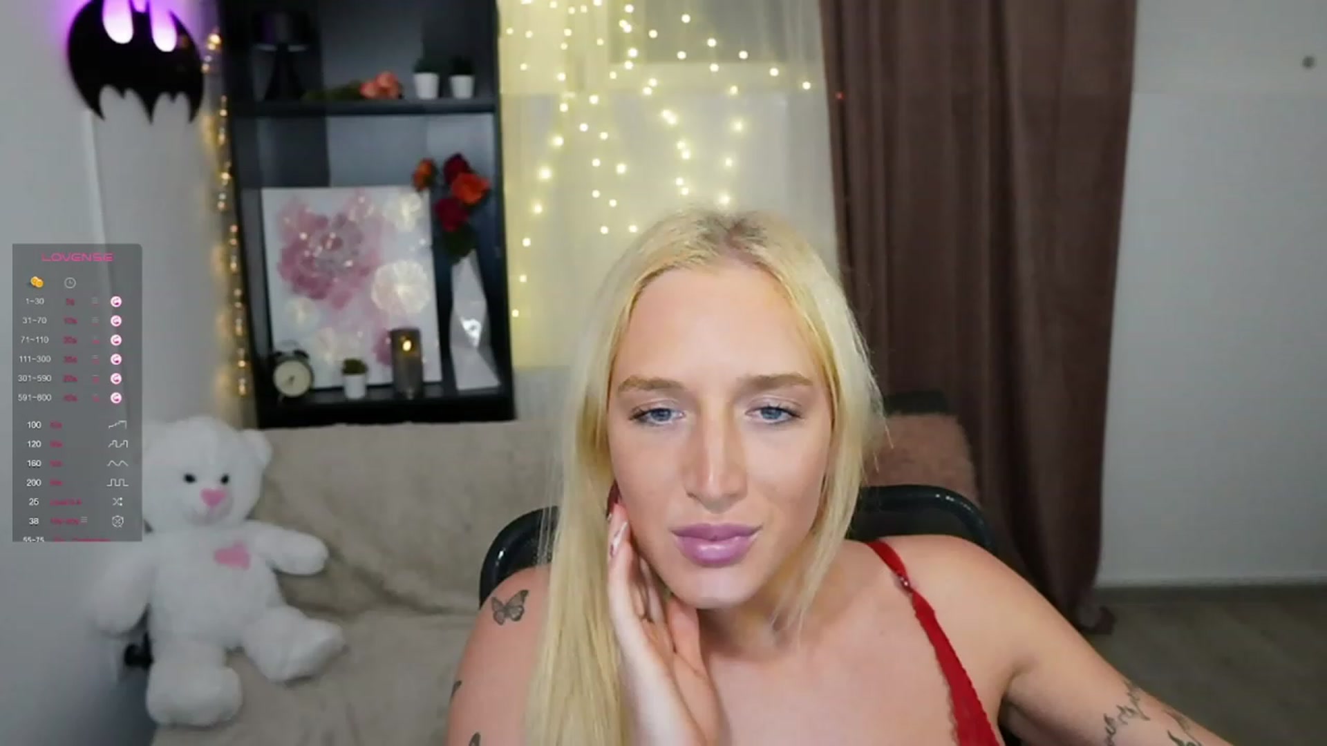 Gallery image thumbnail from NicoletteShea's myfreecams stream on, 10/26/2023, 17:12 image 8 of 20