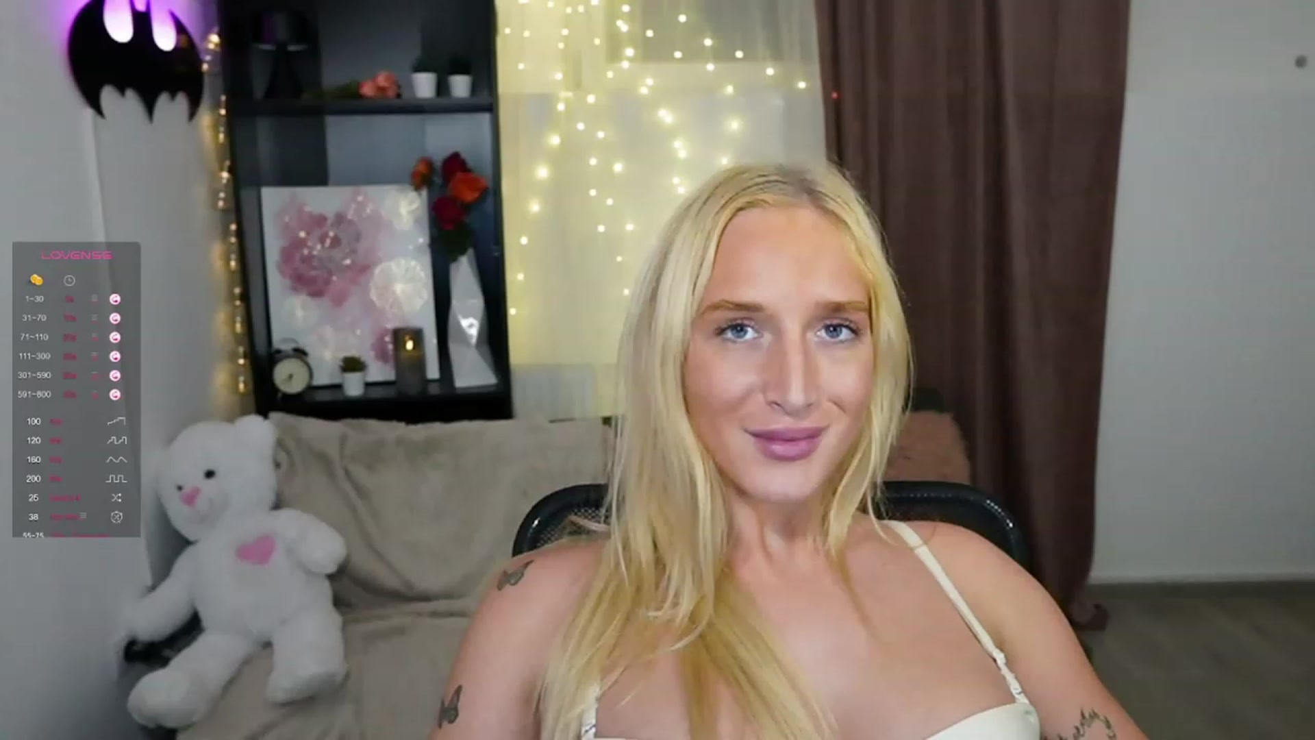 Gallery image thumbnail from NicoletteShea's myfreecams stream on, 10/29/2023, 15:22 image 16 of 20