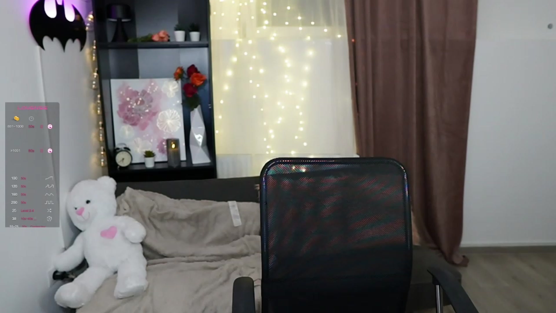 Gallery image thumbnail from NicoletteShea's myfreecams stream on, 10/29/2023, 17:14 image 15 of 20