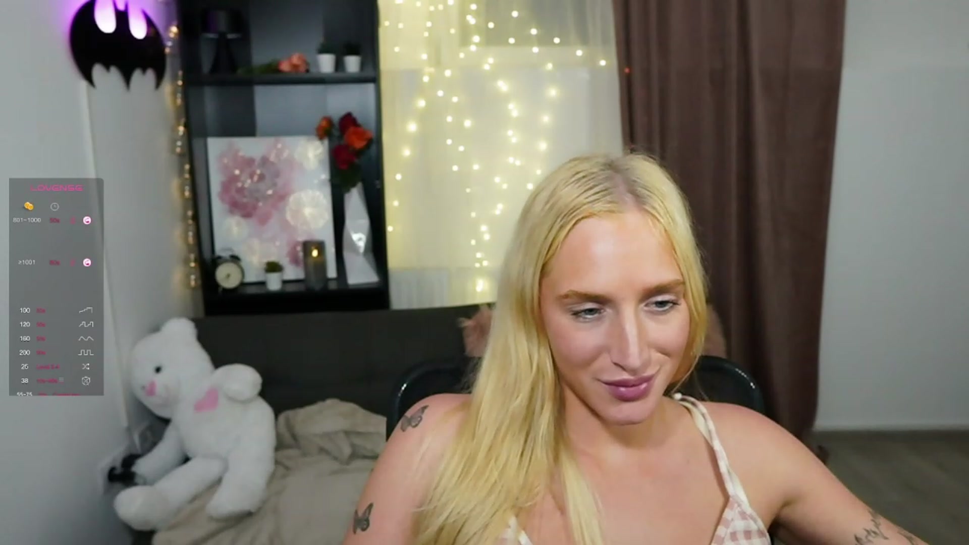 Gallery image thumbnail from NicoletteShea's myfreecams stream on, 10/29/2023, 20:37 image 9 of 20