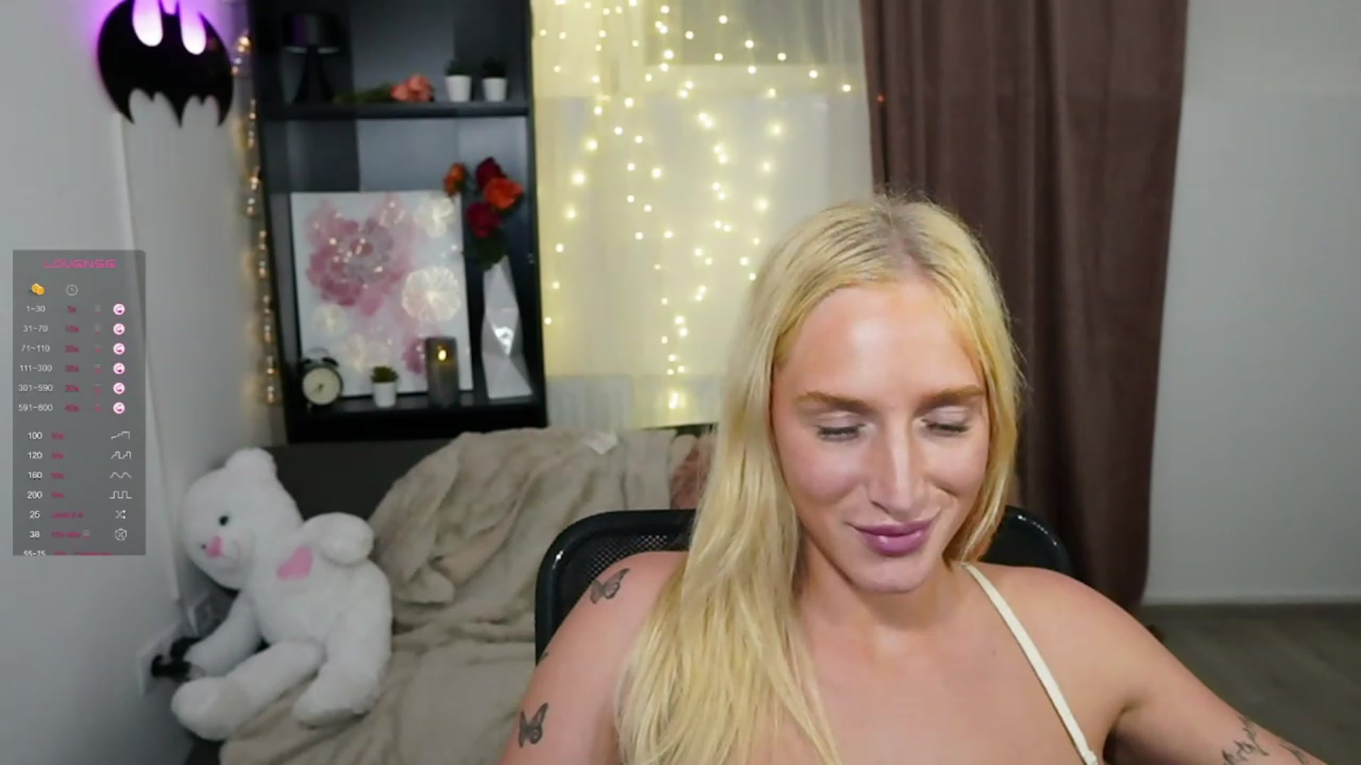 Gallery image thumbnail from NicoletteShea's myfreecams stream on, 10/29/2023, 20:37 image 20 of 20