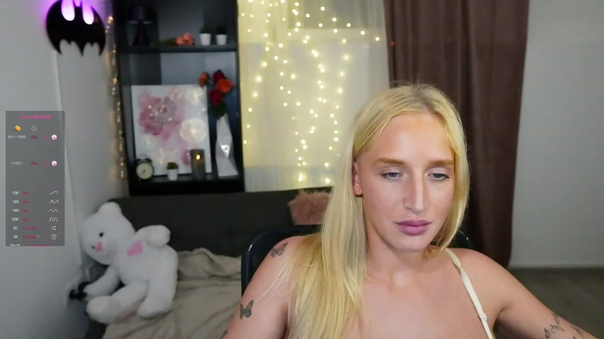 Gallery image thumbnail from NicoletteShea's myfreecams stream on, 10/29/2023, 22:52 image 11 of 20