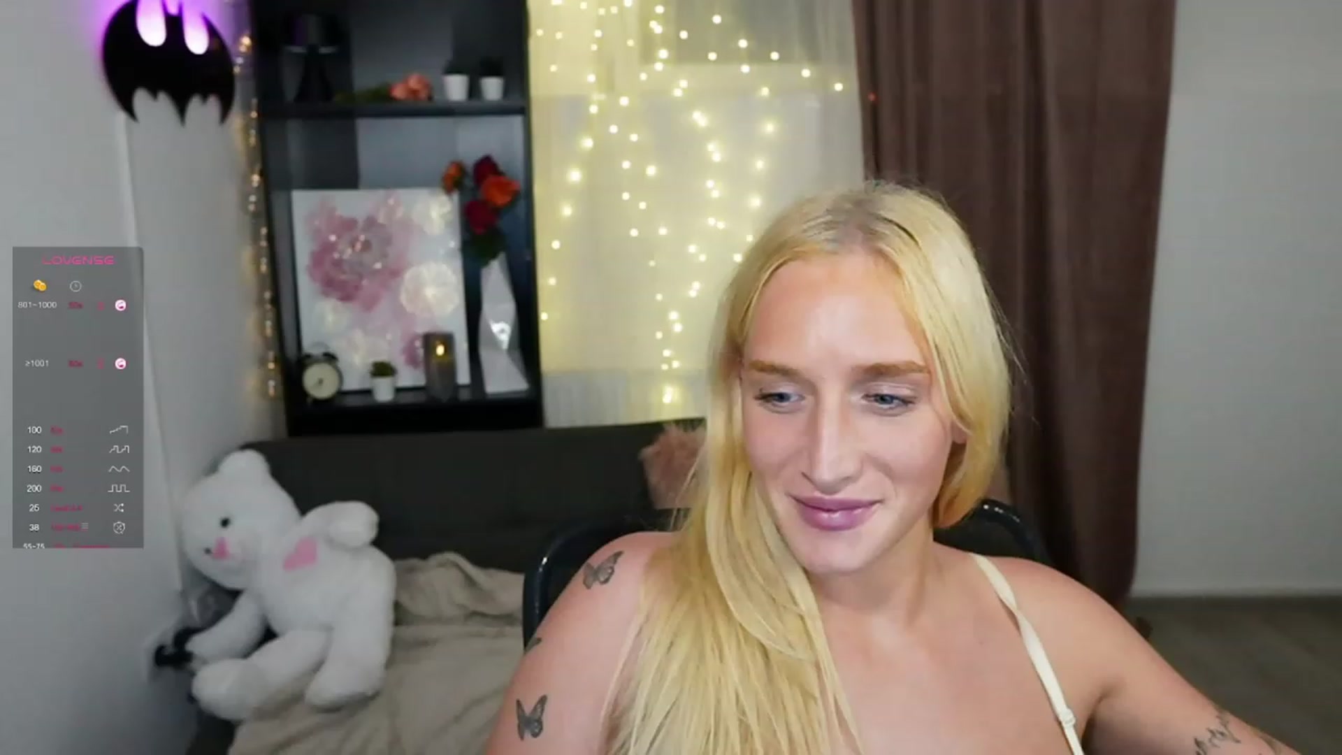 Gallery image thumbnail from NicoletteShea's myfreecams stream on, 10/29/2023, 22:52 image 7 of 20
