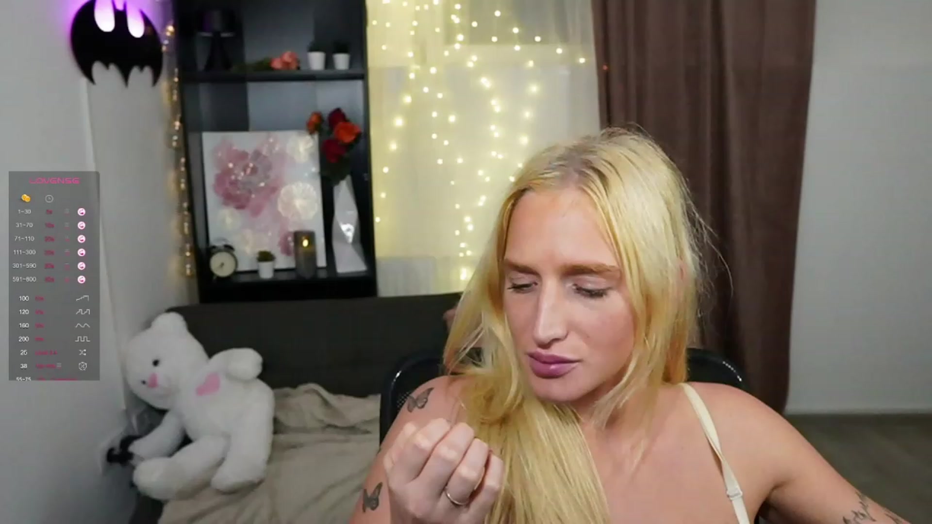 Gallery image thumbnail from NicoletteShea's myfreecams stream on, 10/30/2023, 24:03 image 15 of 20