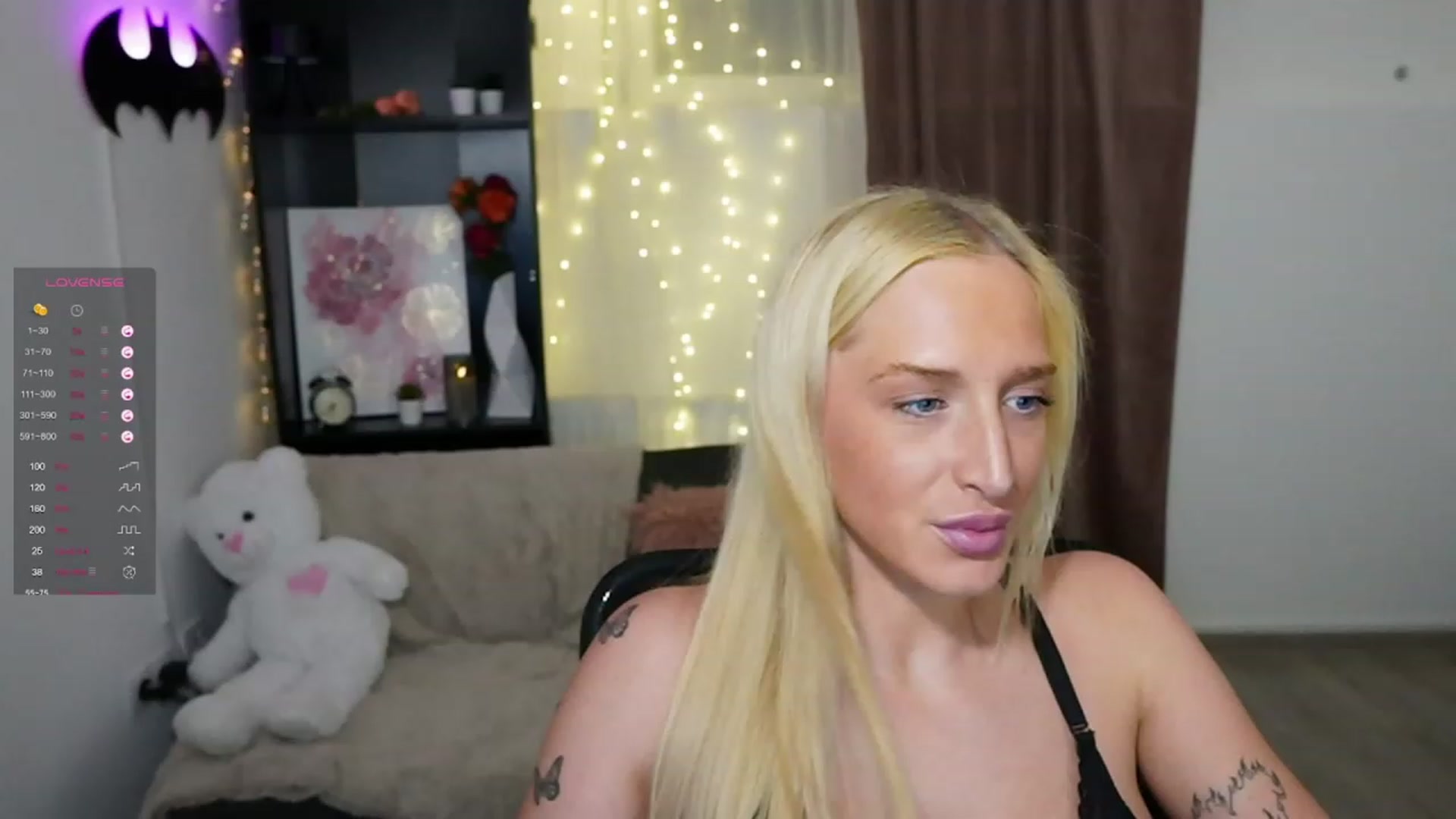 Gallery image thumbnail from NicoletteShea's myfreecams stream on, 11/02/2023, 15:04 image 14 of 20