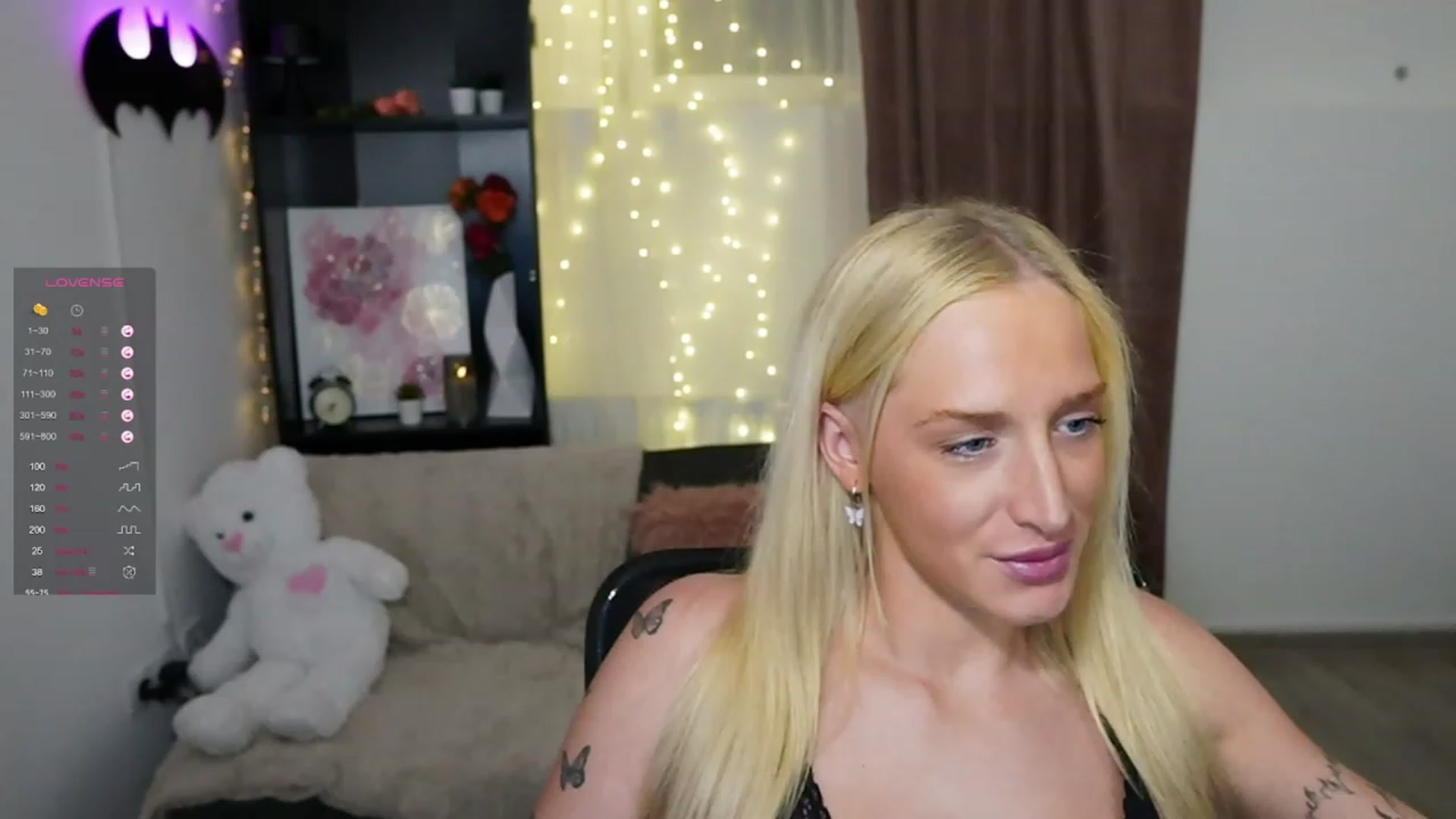 Gallery image thumbnail from NicoletteShea's myfreecams stream on, 11/02/2023, 15:04 image 15 of 20