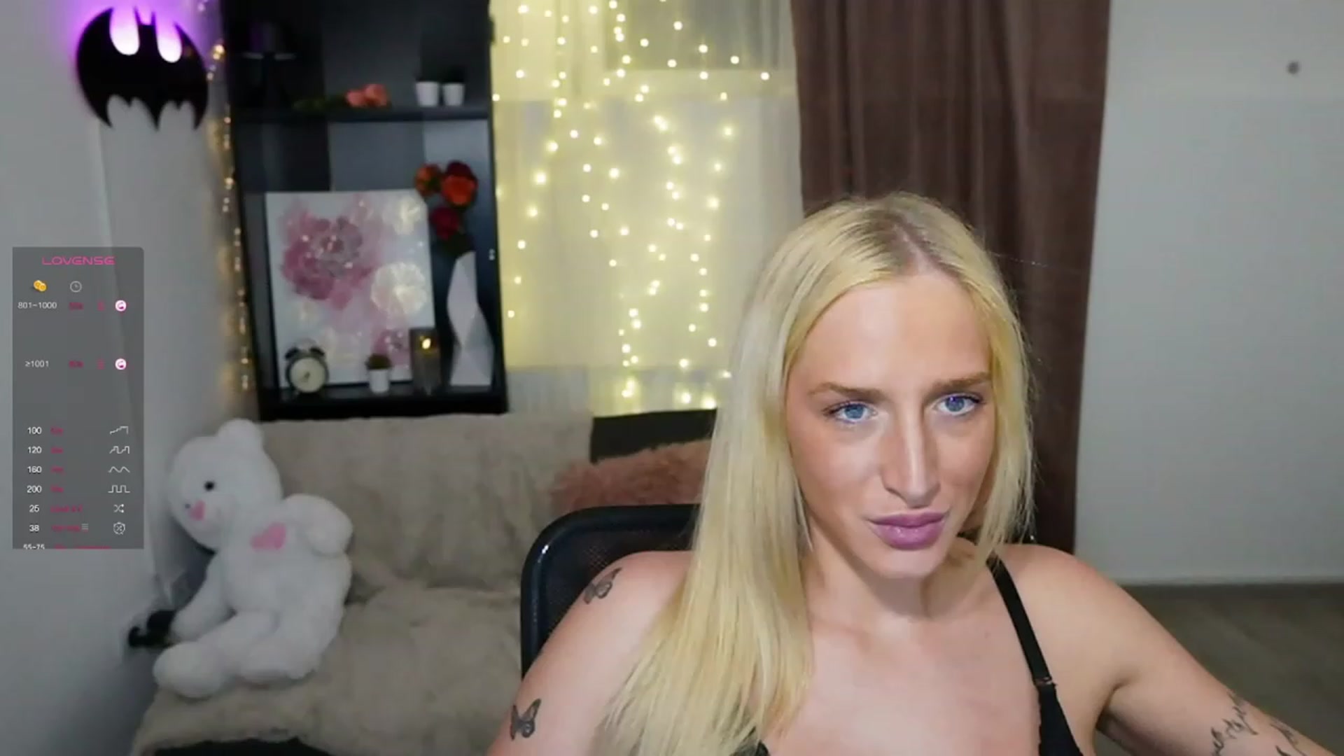 Gallery image thumbnail from NicoletteShea's myfreecams stream on, 11/02/2023, 15:36 image 16 of 20