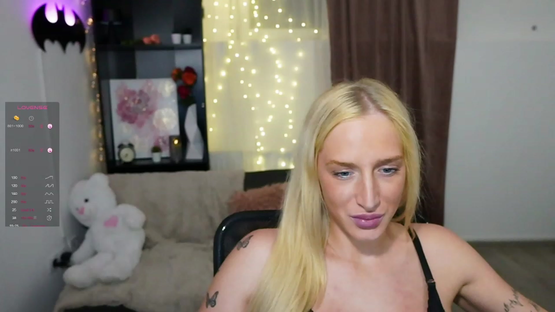 Gallery image thumbnail from NicoletteShea's myfreecams stream on, 11/02/2023, 15:36 image 11 of 20