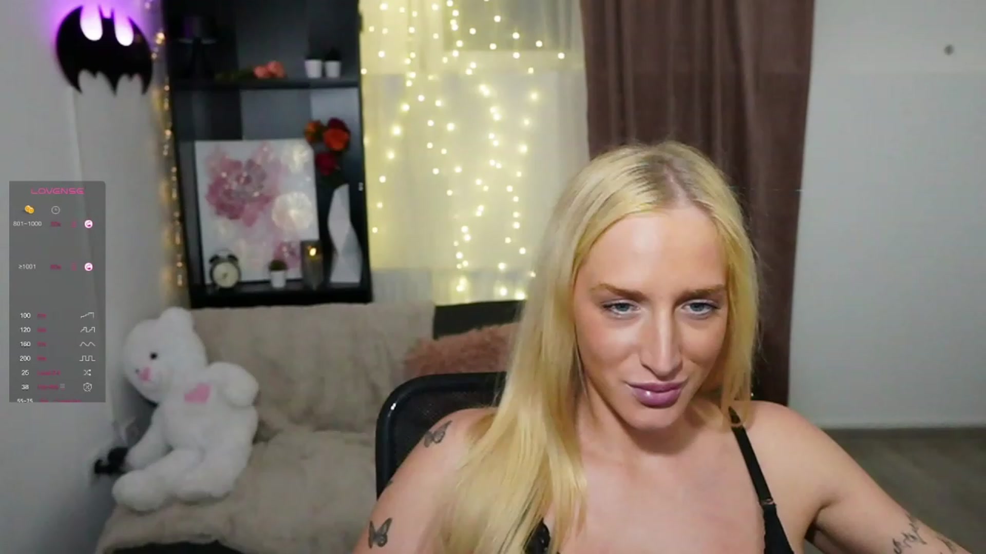 Gallery image thumbnail from NicoletteShea's myfreecams stream on, 11/02/2023, 15:36 image 14 of 20