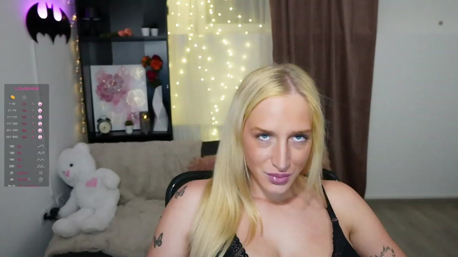 Gallery image thumbnail from NicoletteShea's myfreecams stream on, 11/02/2023, 15:36 image 19 of 20
