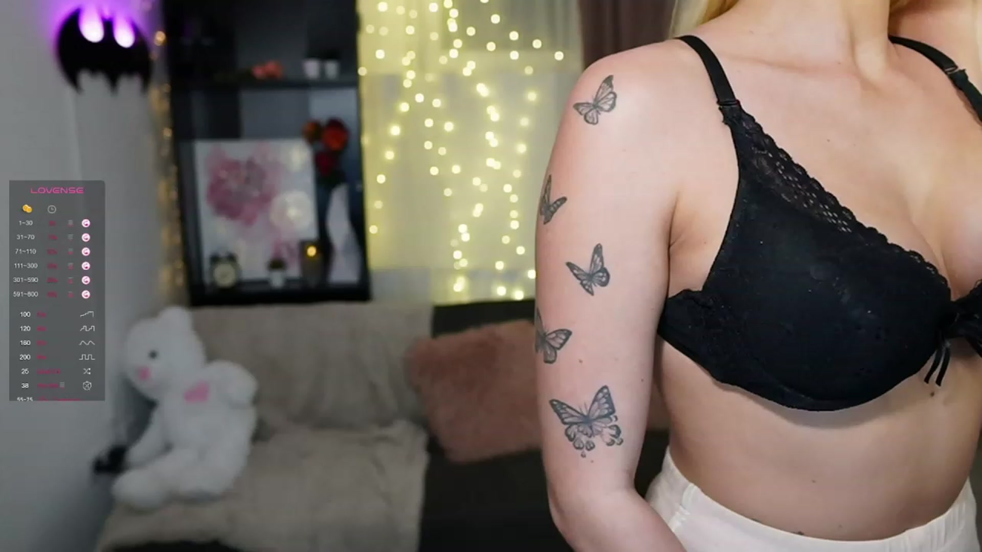 Gallery image thumbnail from NicoletteShea's myfreecams stream on, 11/02/2023, 16:11 image 1 of 20