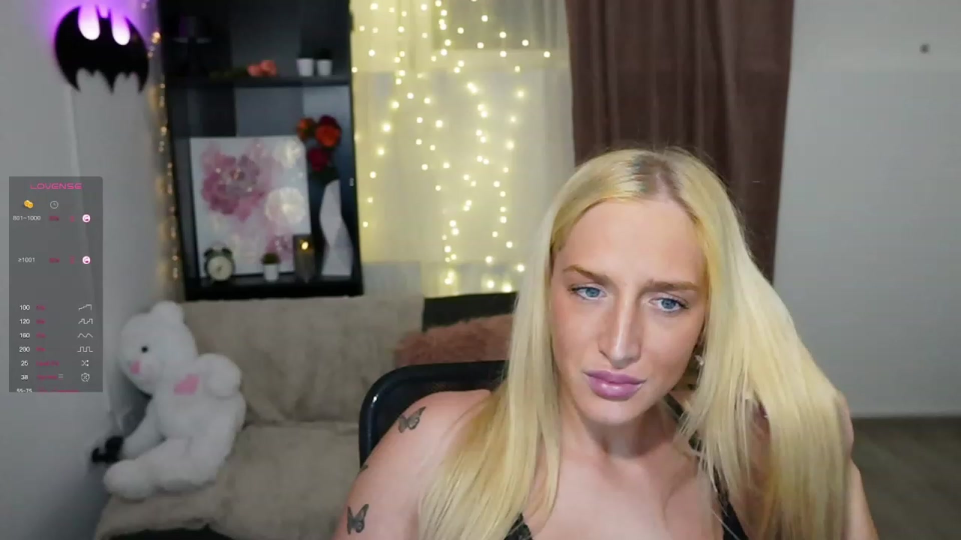 Gallery image thumbnail from NicoletteShea's myfreecams stream on, 11/02/2023, 16:11 image 18 of 20