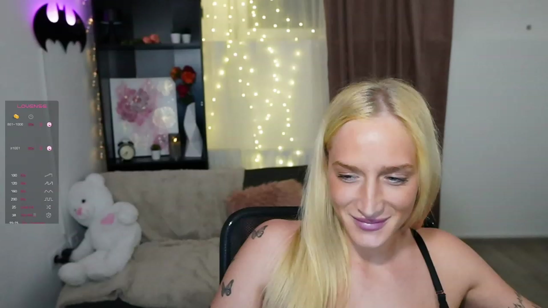 Gallery image thumbnail from NicoletteShea's myfreecams stream on, 11/02/2023, 18:08 image 17 of 20