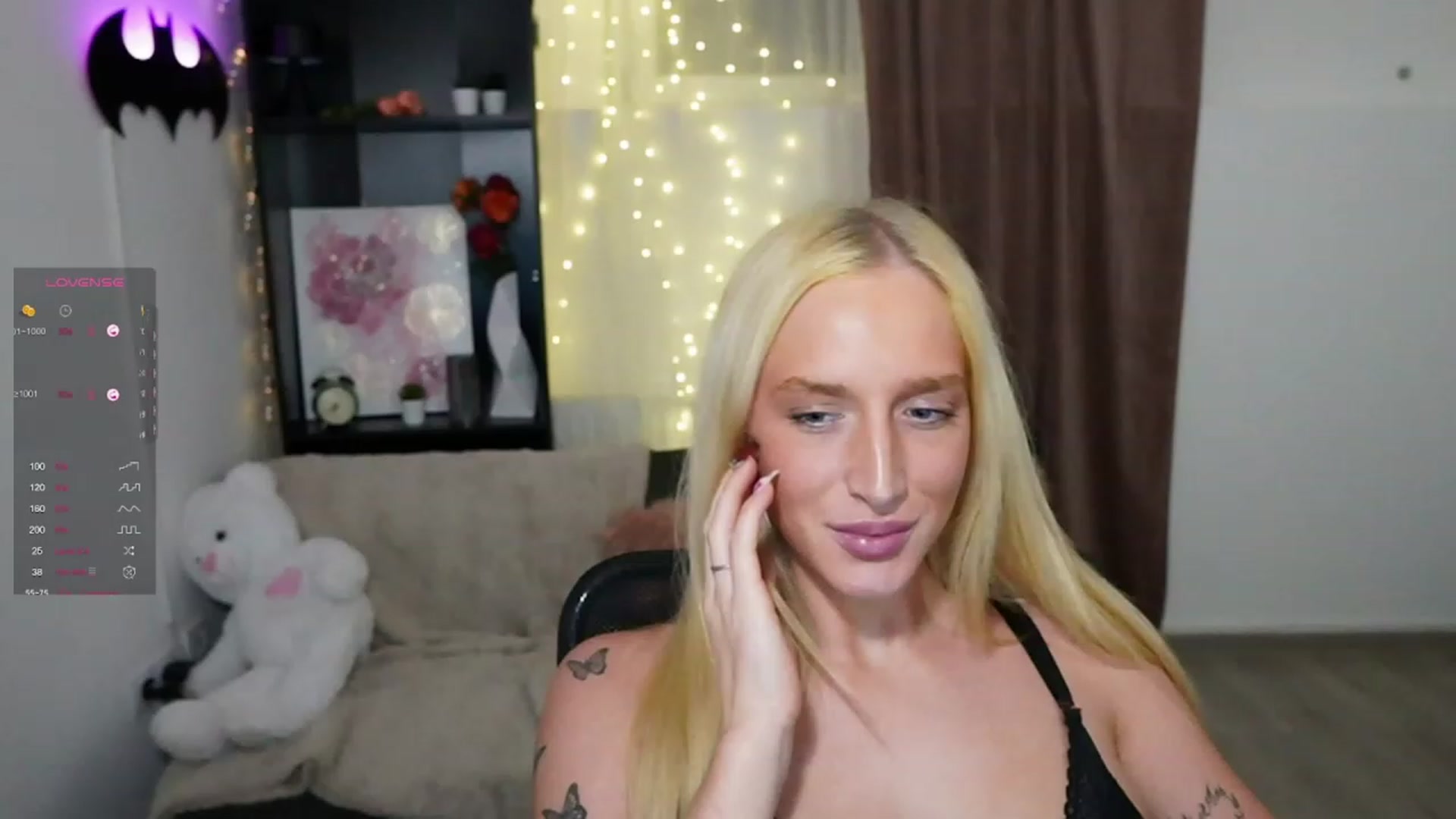 Gallery image thumbnail from NicoletteShea's myfreecams stream on, 11/02/2023, 20:16 image 13 of 20