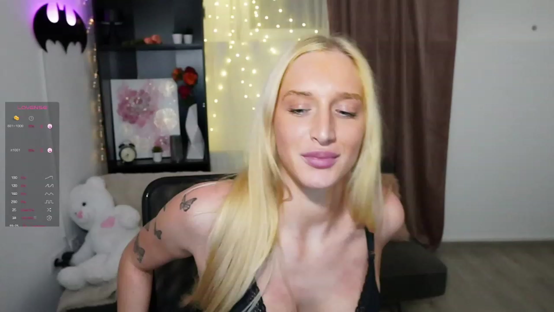 Gallery image thumbnail from NicoletteShea's myfreecams stream on, 11/02/2023, 20:16 image 20 of 20