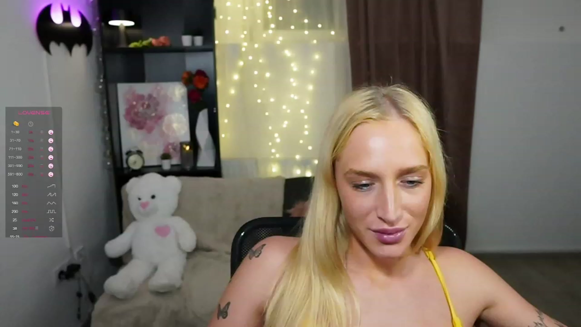 Gallery image thumbnail from NicoletteShea's myfreecams stream on, 11/03/2023, 19:21 image 4 of 20