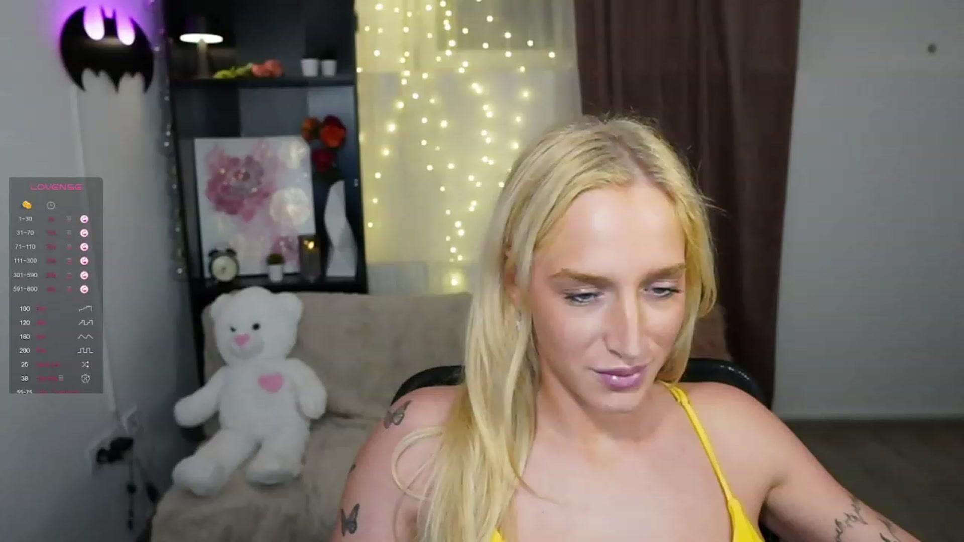 Gallery image thumbnail from NicoletteShea's myfreecams stream on, 11/03/2023, 19:21 image 10 of 20