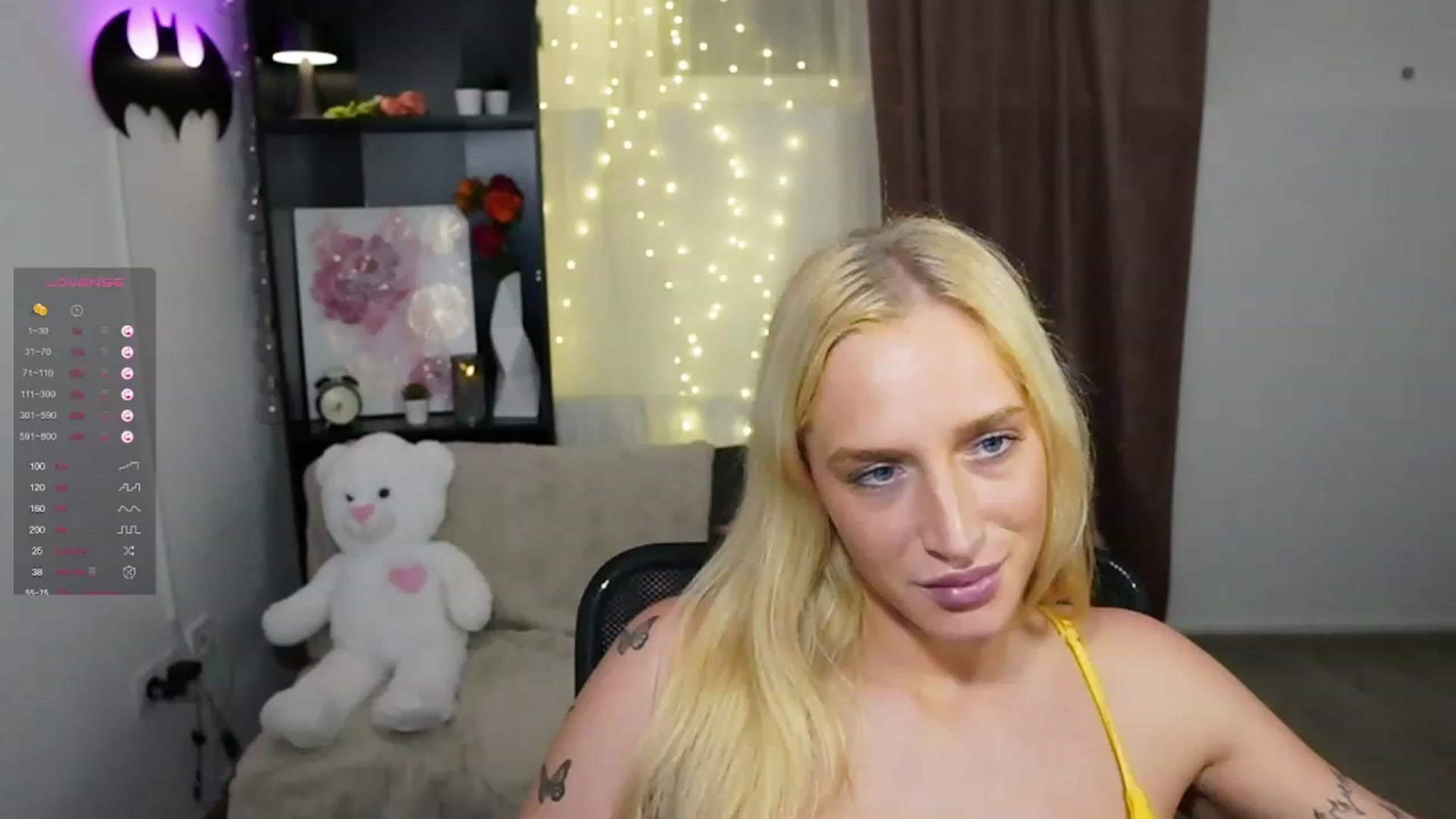 Gallery image thumbnail from NicoletteShea's myfreecams stream on, 11/03/2023, 19:21 image 5 of 20