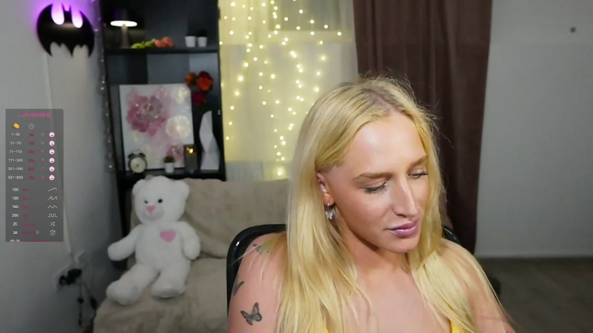 Gallery image thumbnail from NicoletteShea's myfreecams stream on, 11/03/2023, 19:38 image 10 of 20