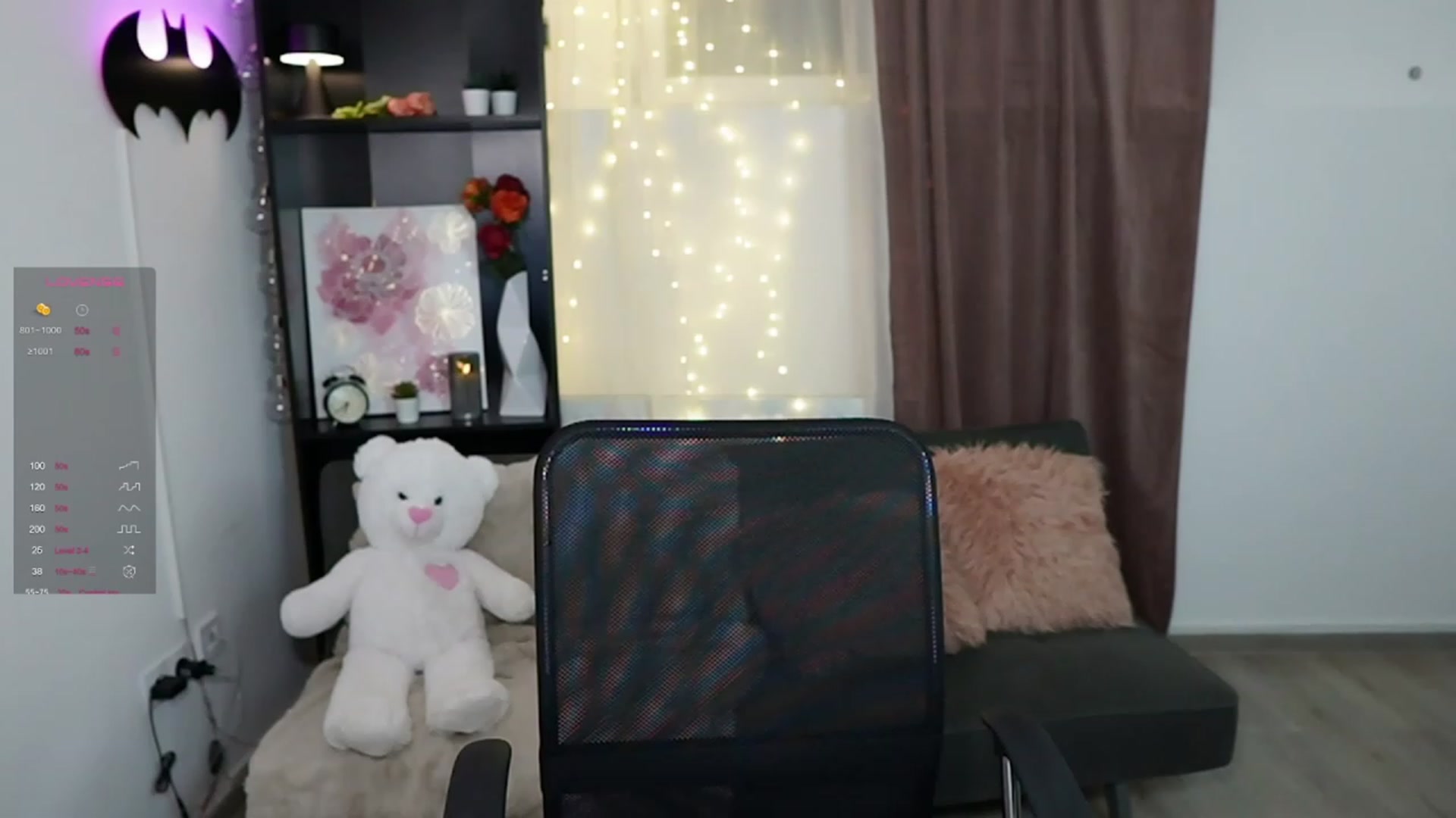 Gallery image thumbnail from NicoletteShea's myfreecams stream on, 11/04/2023, 16:07 image 18 of 20