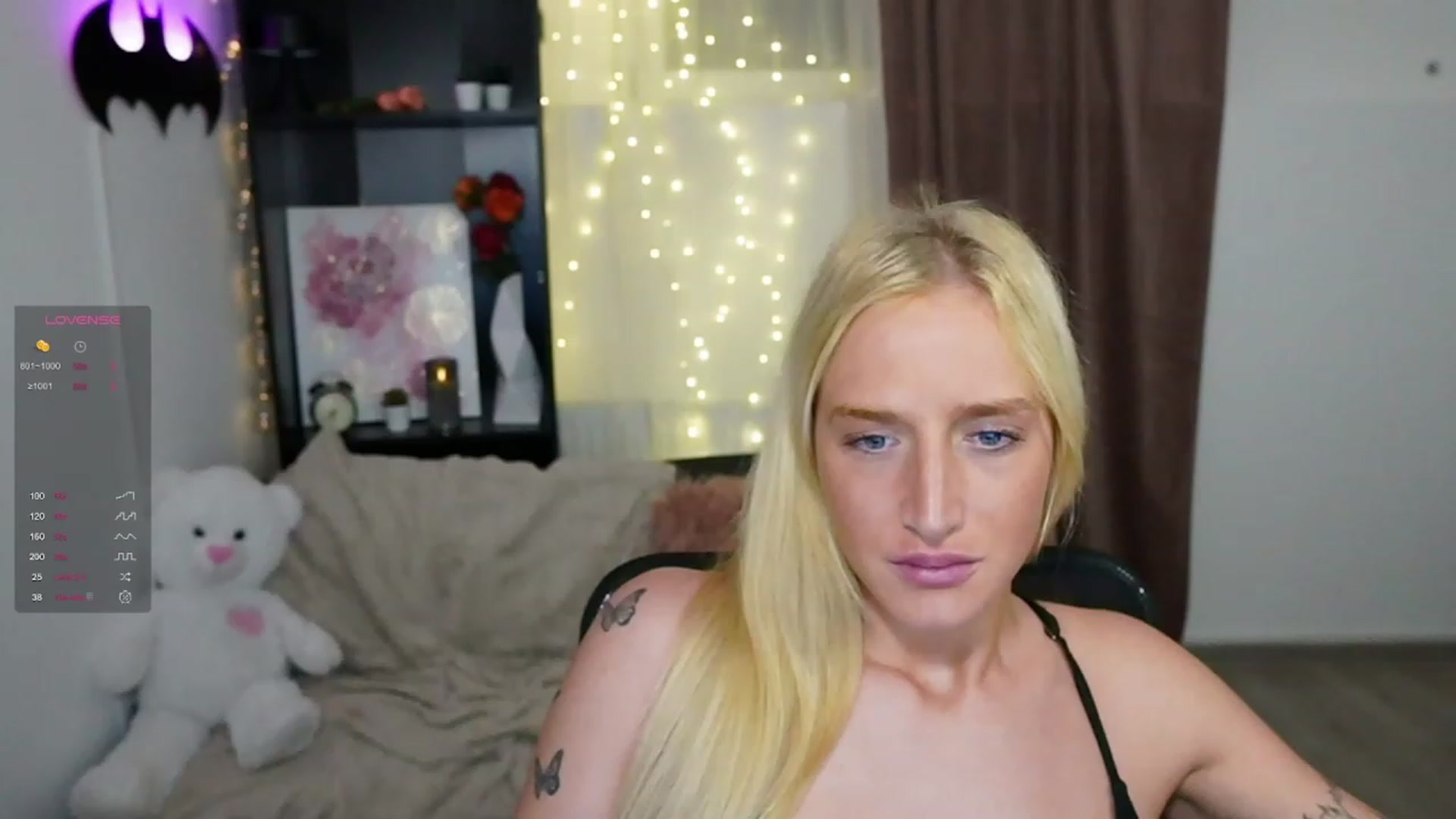 Gallery image thumbnail from NicoletteShea's myfreecams stream on, 11/05/2023, 21:07 image 6 of 20