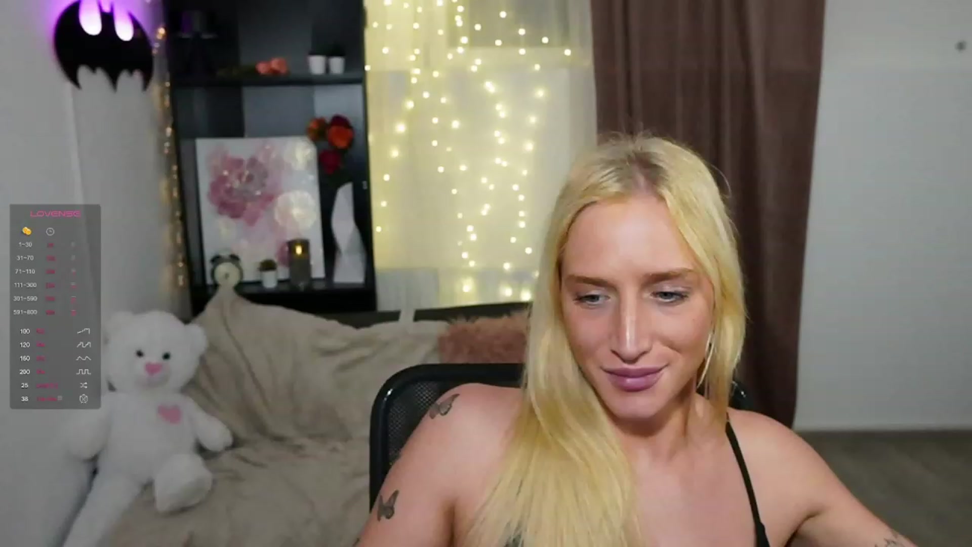 Gallery image thumbnail from NicoletteShea's myfreecams stream on, 11/05/2023, 22:36 image 8 of 20