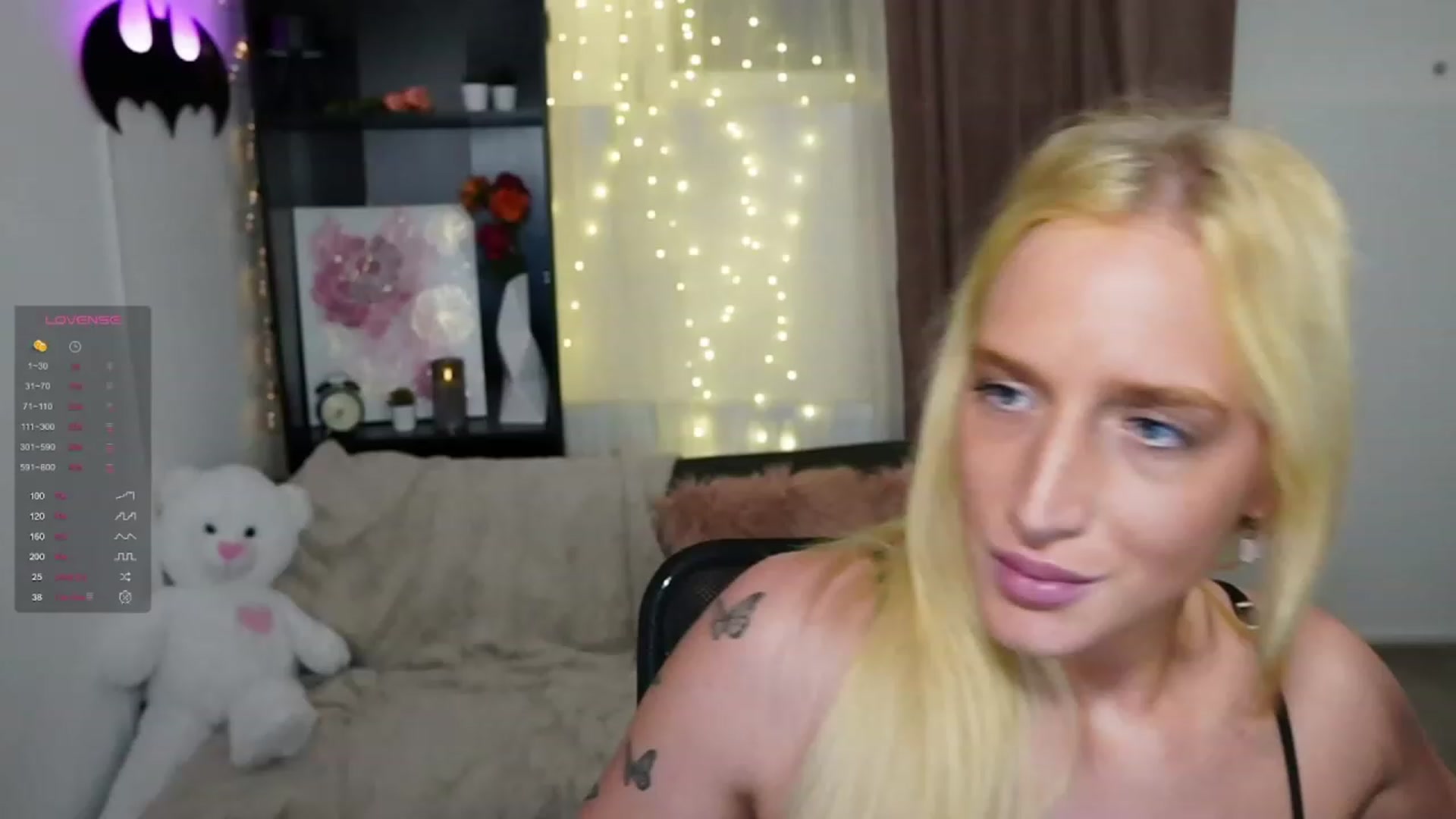 Gallery image thumbnail from NicoletteShea's myfreecams stream on, 11/05/2023, 22:36 image 14 of 20