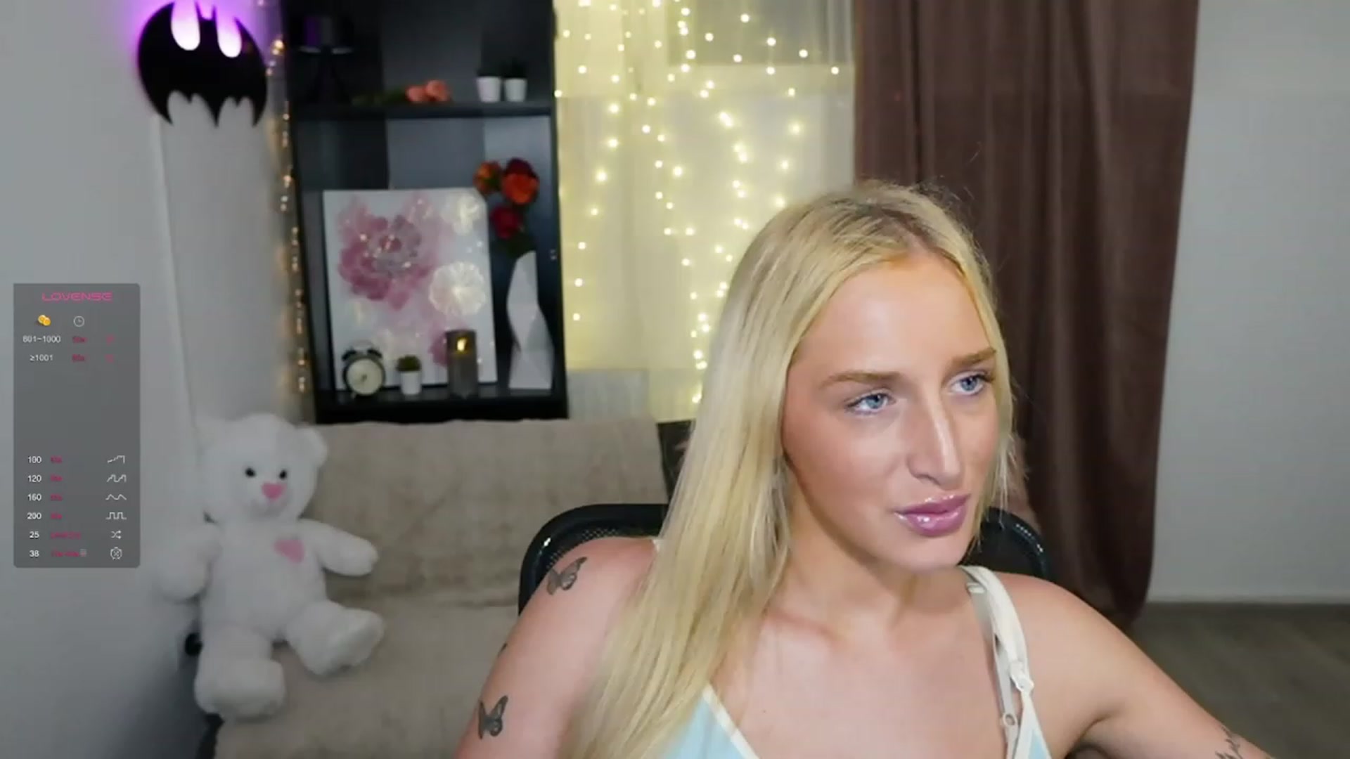 Gallery image thumbnail from NicoletteShea's myfreecams stream on, 11/06/2023, 15:03 image 3 of 20