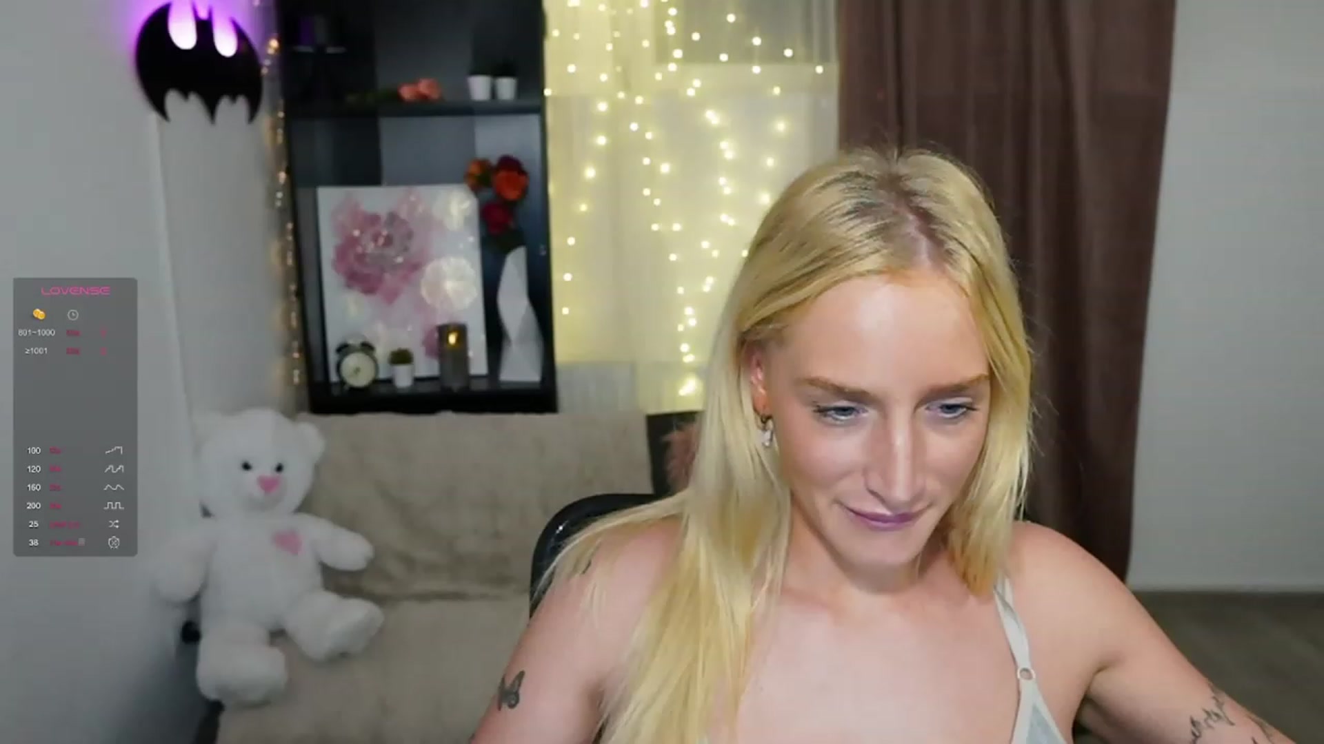 Gallery image thumbnail from NicoletteShea's myfreecams stream on, 11/06/2023, 15:03 image 14 of 20