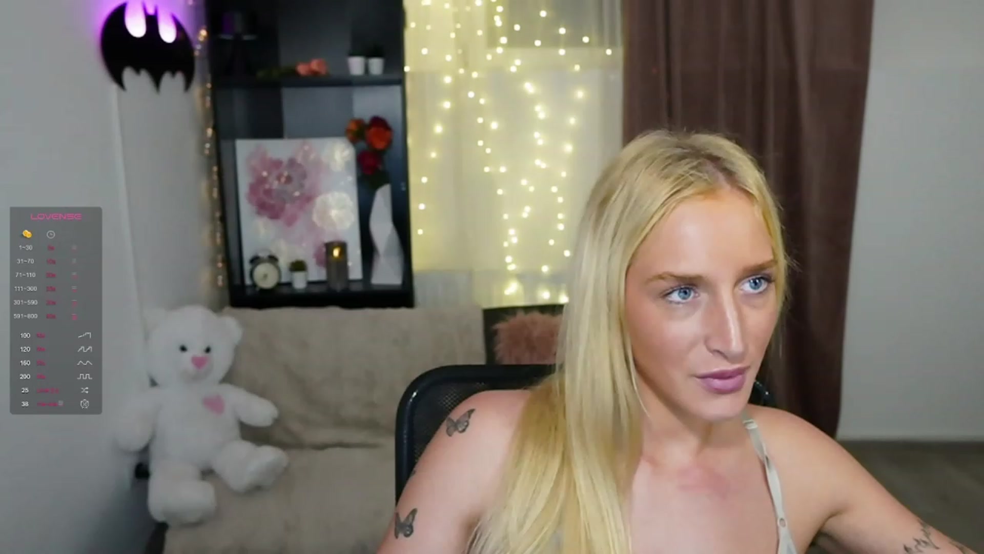 Gallery image thumbnail from NicoletteShea's myfreecams stream on, 11/06/2023, 15:23 image 14 of 20