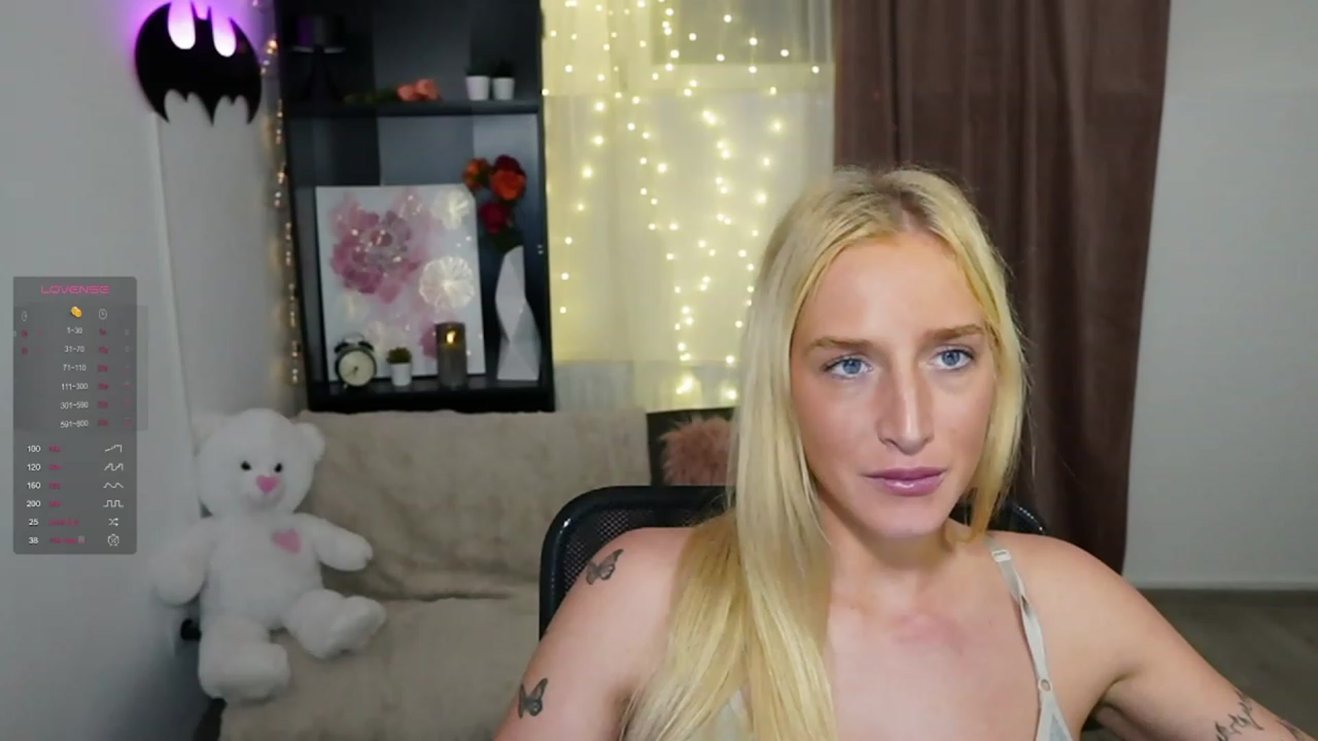Gallery image thumbnail from NicoletteShea's myfreecams stream on, 11/06/2023, 15:23 image 16 of 20