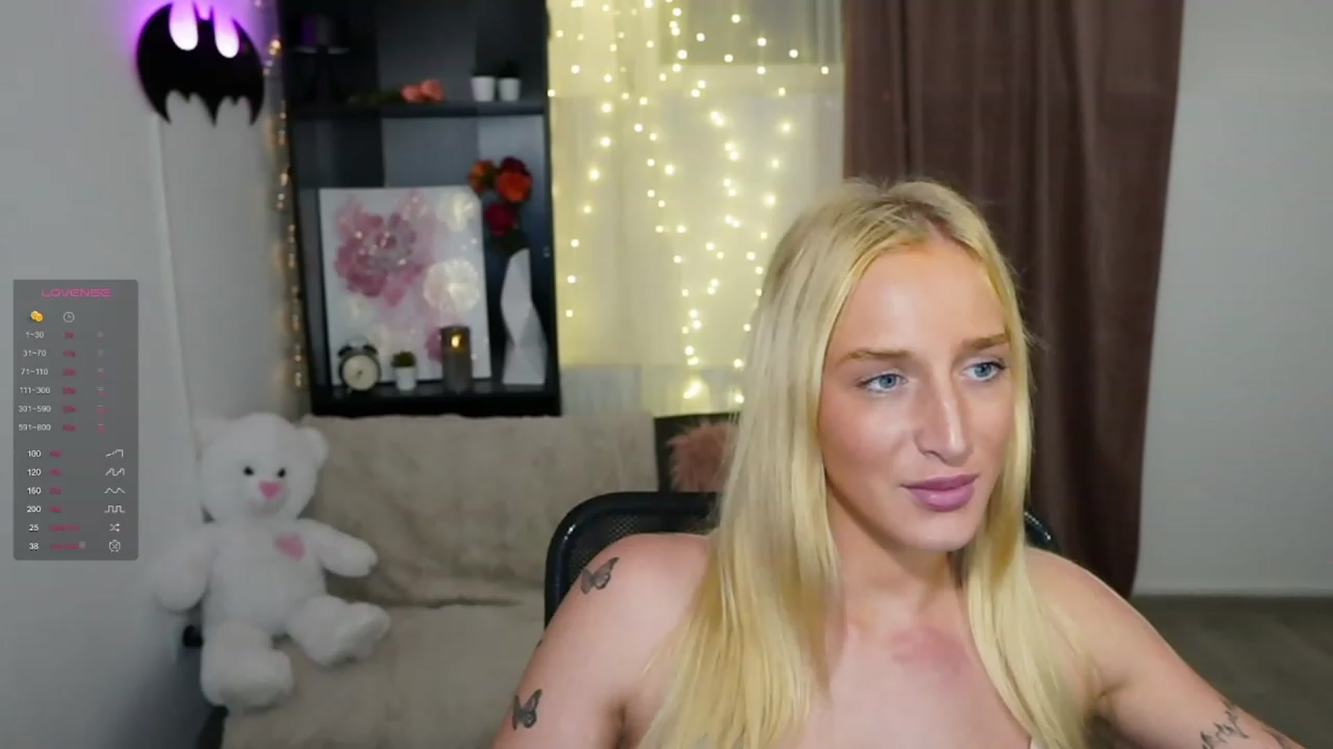 Gallery image thumbnail from NicoletteShea's myfreecams stream on, 11/06/2023, 15:23 image 11 of 20