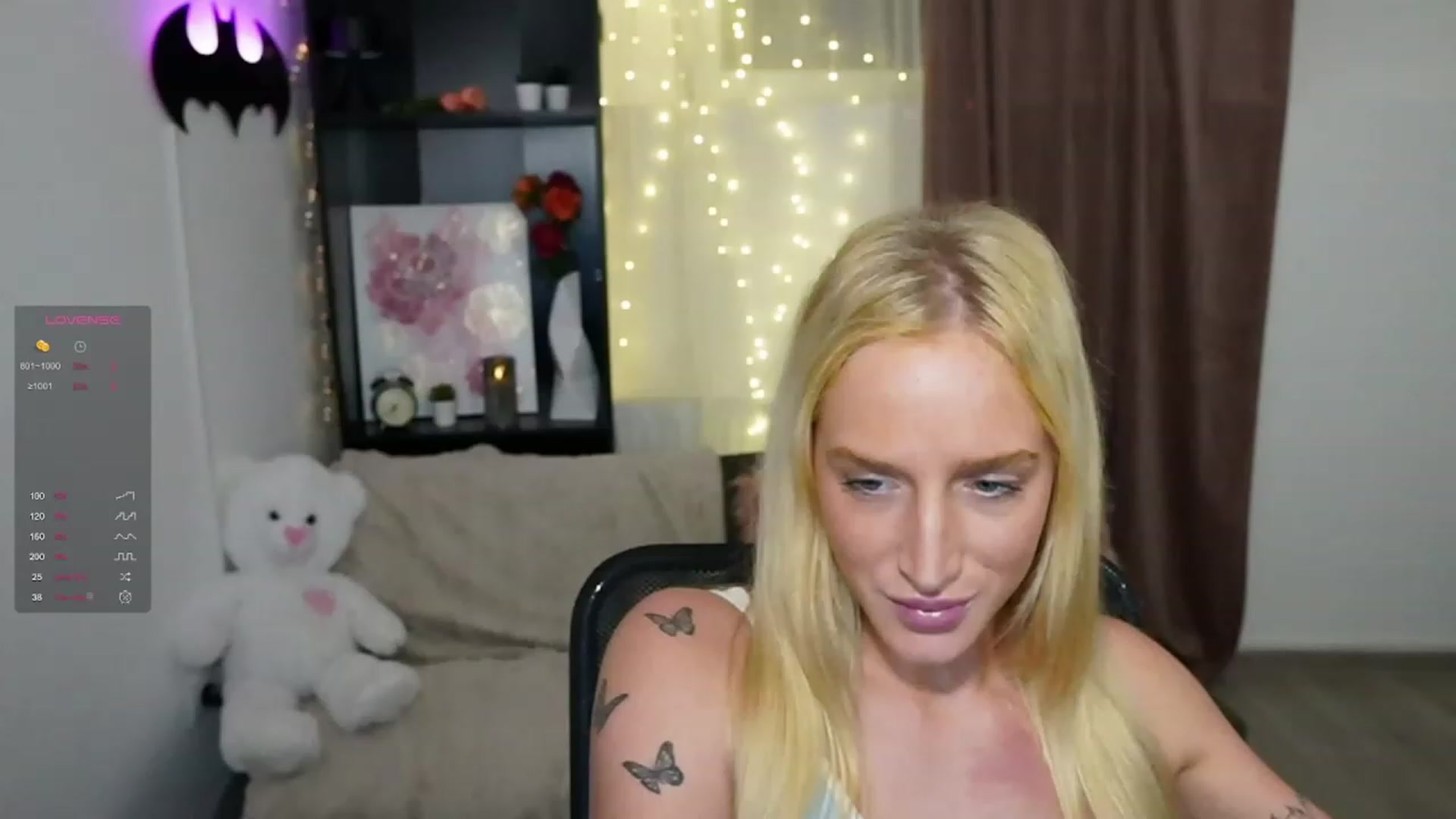 Gallery image thumbnail from NicoletteShea's myfreecams stream on, 11/06/2023, 18:03 image 12 of 20