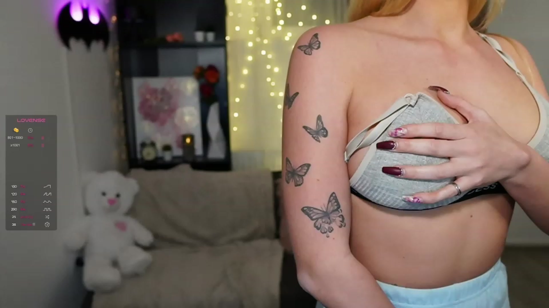 Gallery image thumbnail from NicoletteShea's myfreecams stream on, 11/06/2023, 18:51 image 20 of 20