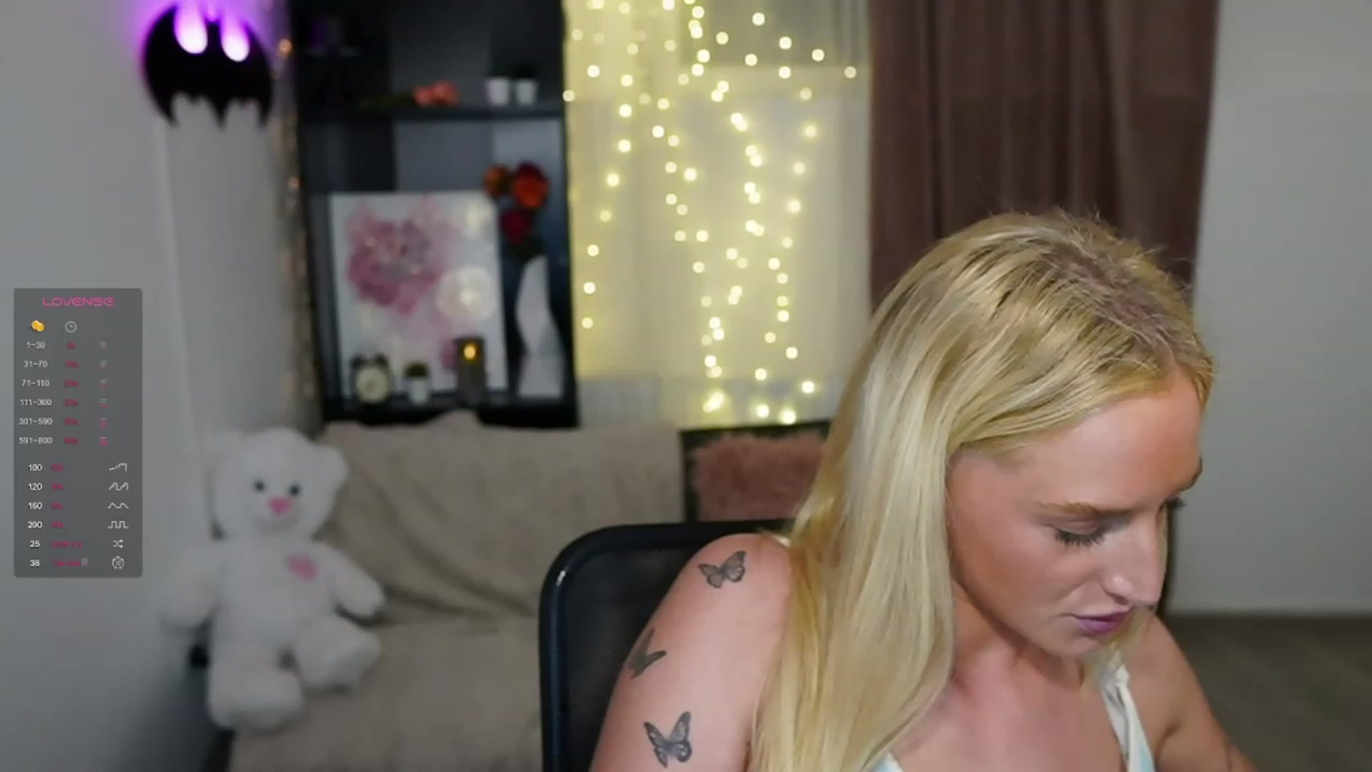 Gallery image thumbnail from NicoletteShea's myfreecams stream on, 11/06/2023, 18:51 image 3 of 20