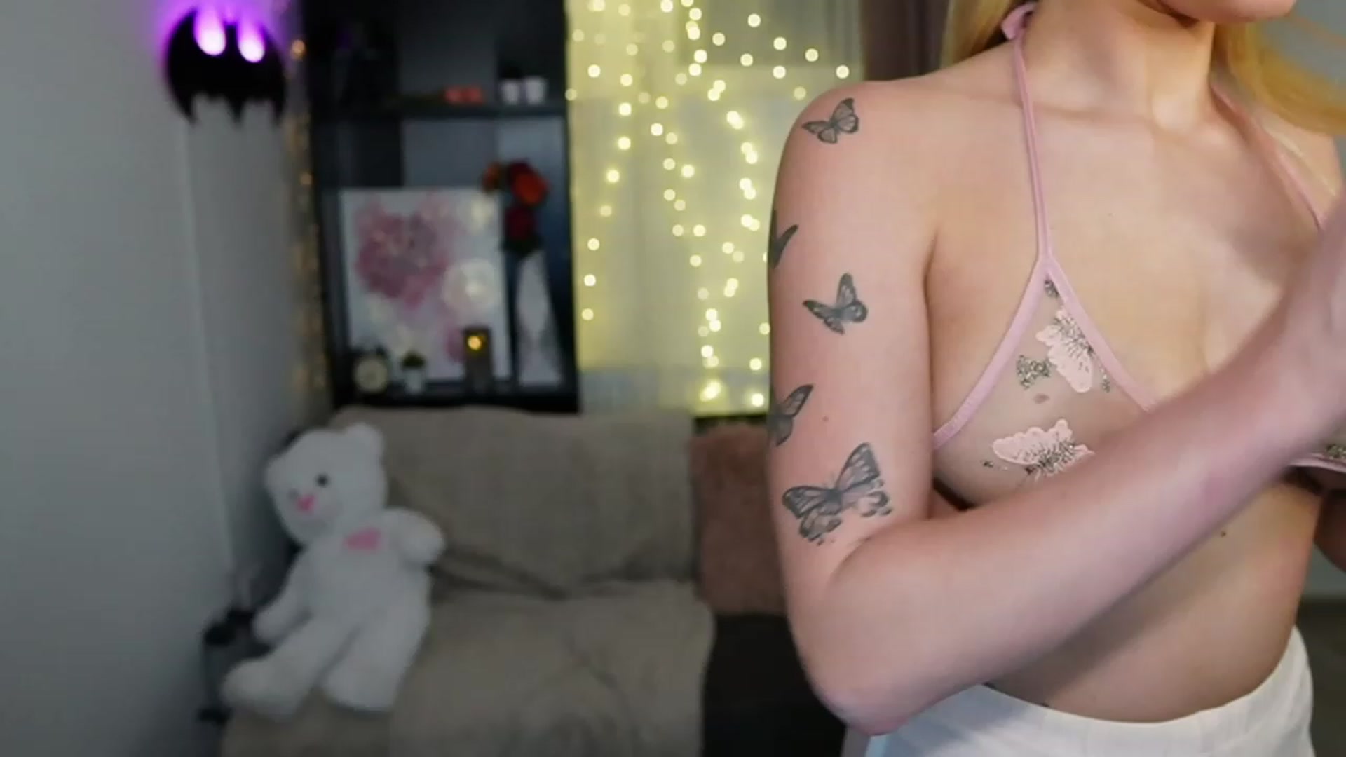 Gallery image thumbnail from NicoletteShea's myfreecams stream on, 11/07/2023, 20:27 image 8 of 20