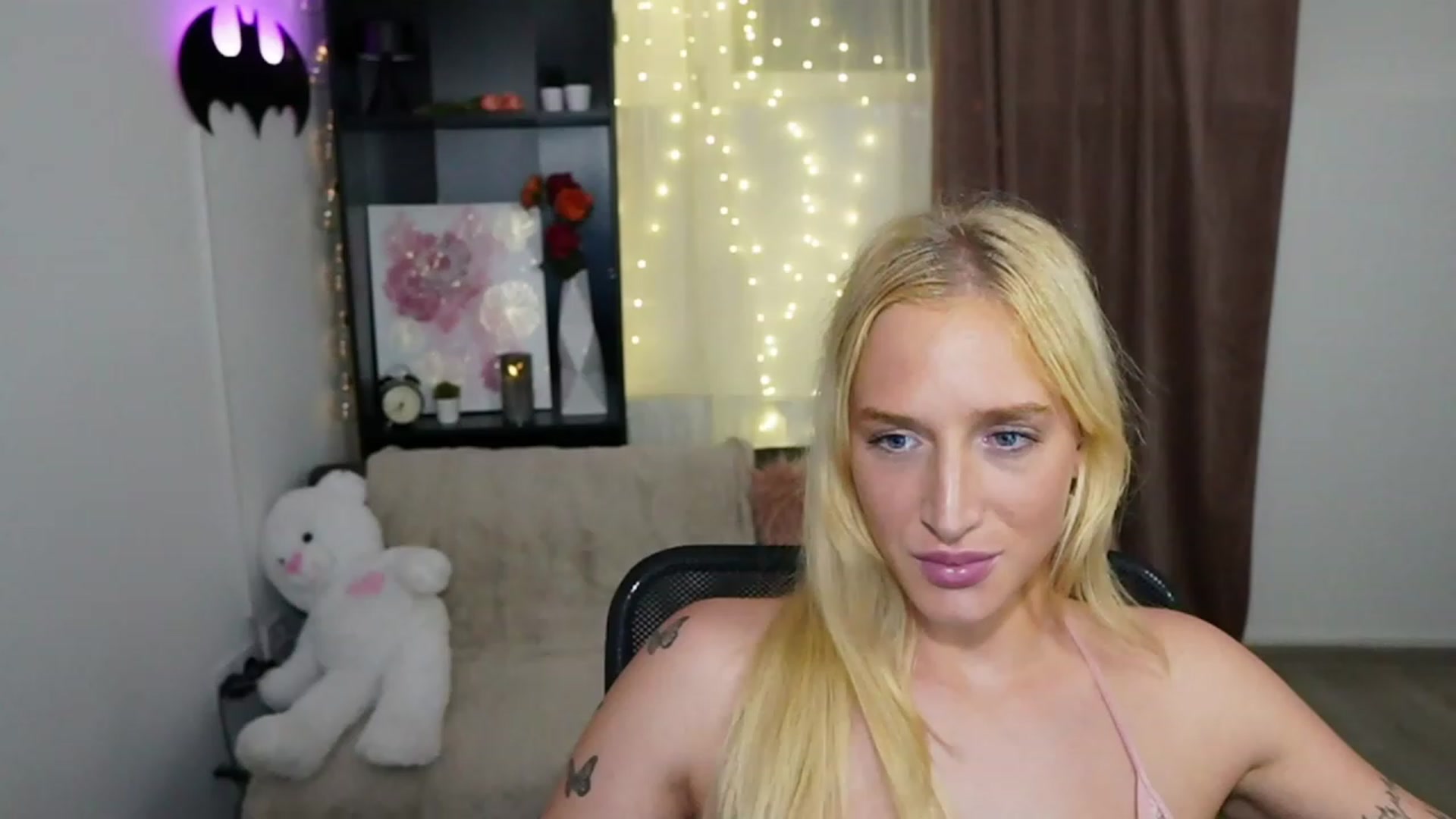 Gallery image thumbnail from NicoletteShea's myfreecams stream on, 11/07/2023, 21:29 image 12 of 20