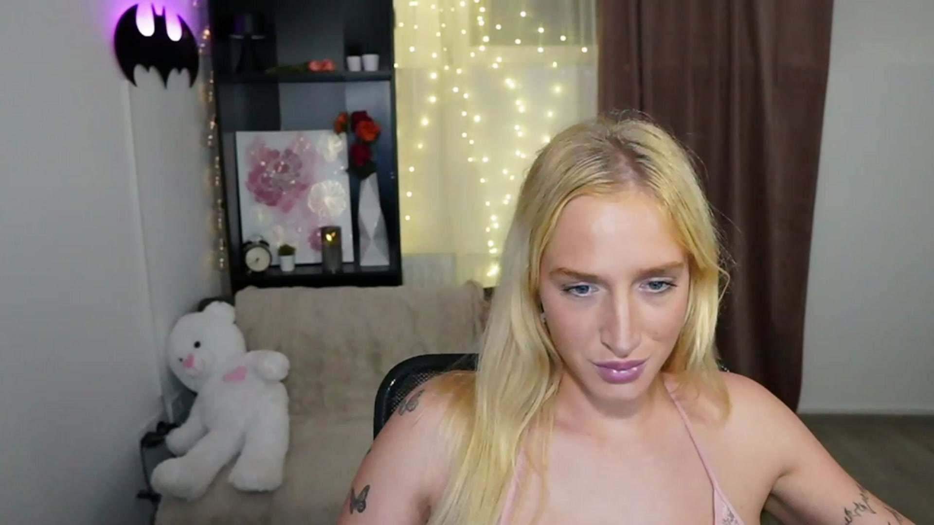 Gallery image thumbnail from NicoletteShea's myfreecams stream on, 11/07/2023, 21:29 image 9 of 20