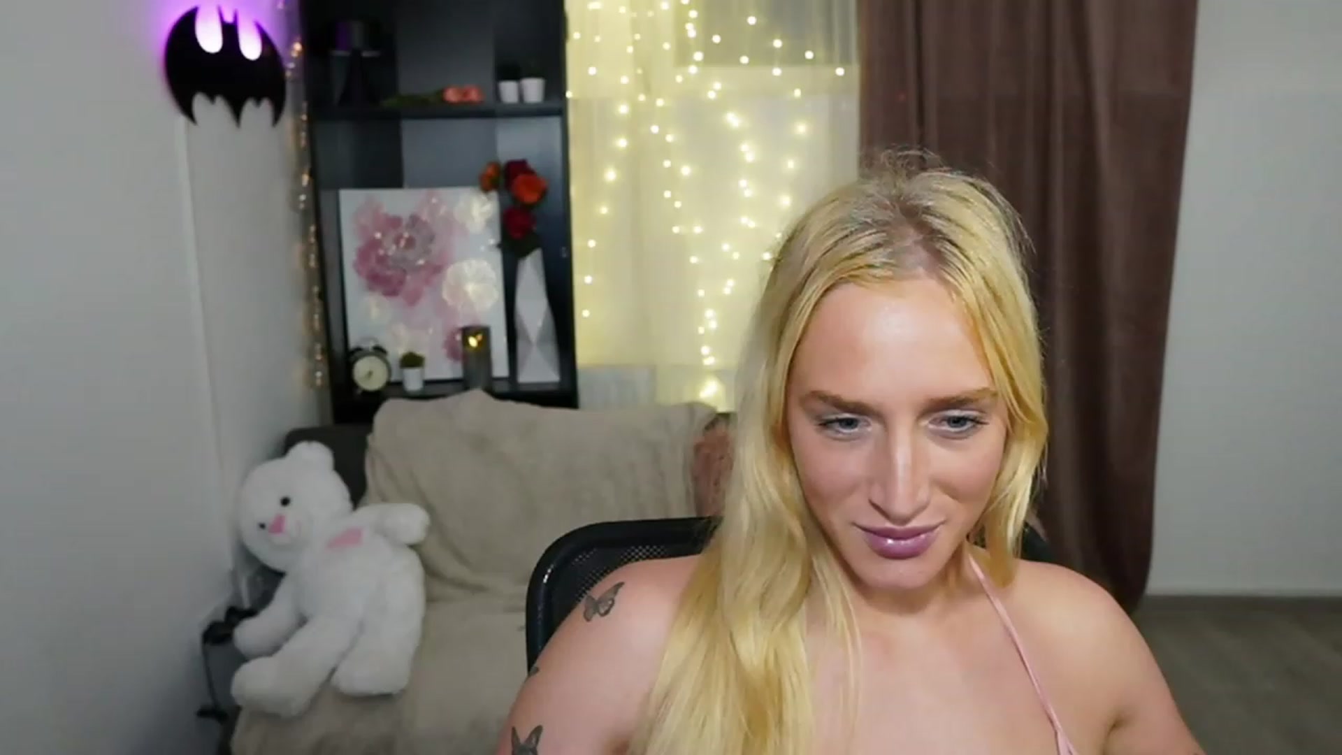 Gallery image thumbnail from NicoletteShea's myfreecams stream on, 11/08/2023, 24:04 image 12 of 20