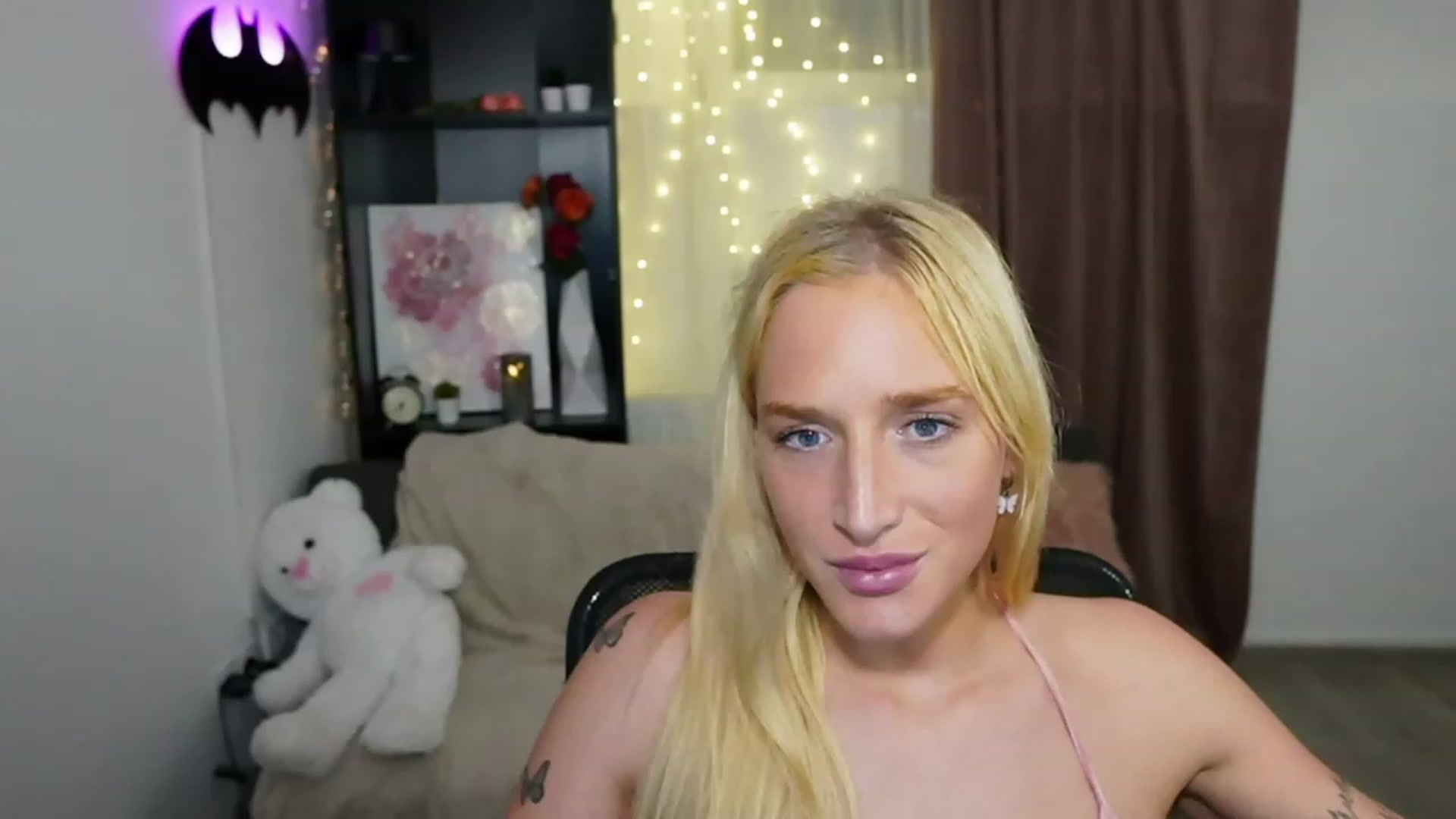 Gallery image thumbnail from NicoletteShea's myfreecams stream on, 11/08/2023, 24:04 image 11 of 20
