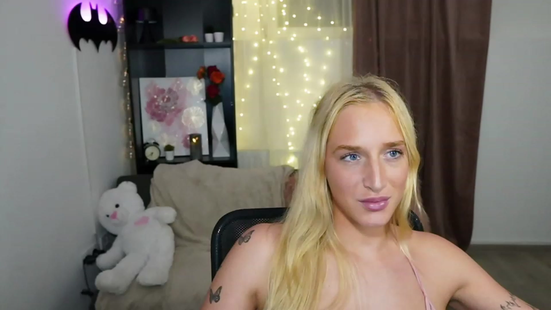 Gallery image thumbnail from NicoletteShea's myfreecams stream on, 11/08/2023, 24:04 image 13 of 20