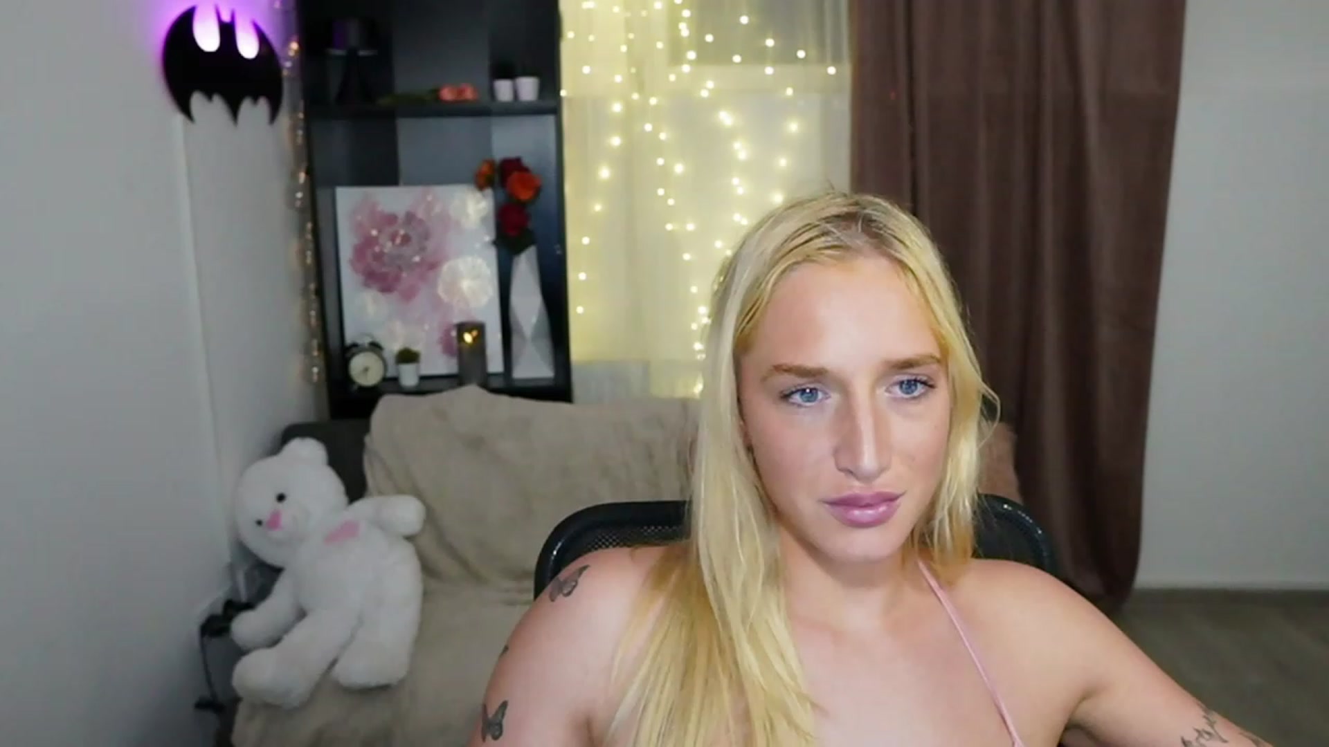 Gallery image thumbnail from NicoletteShea's myfreecams stream on, 11/08/2023, 24:12 image 16 of 20