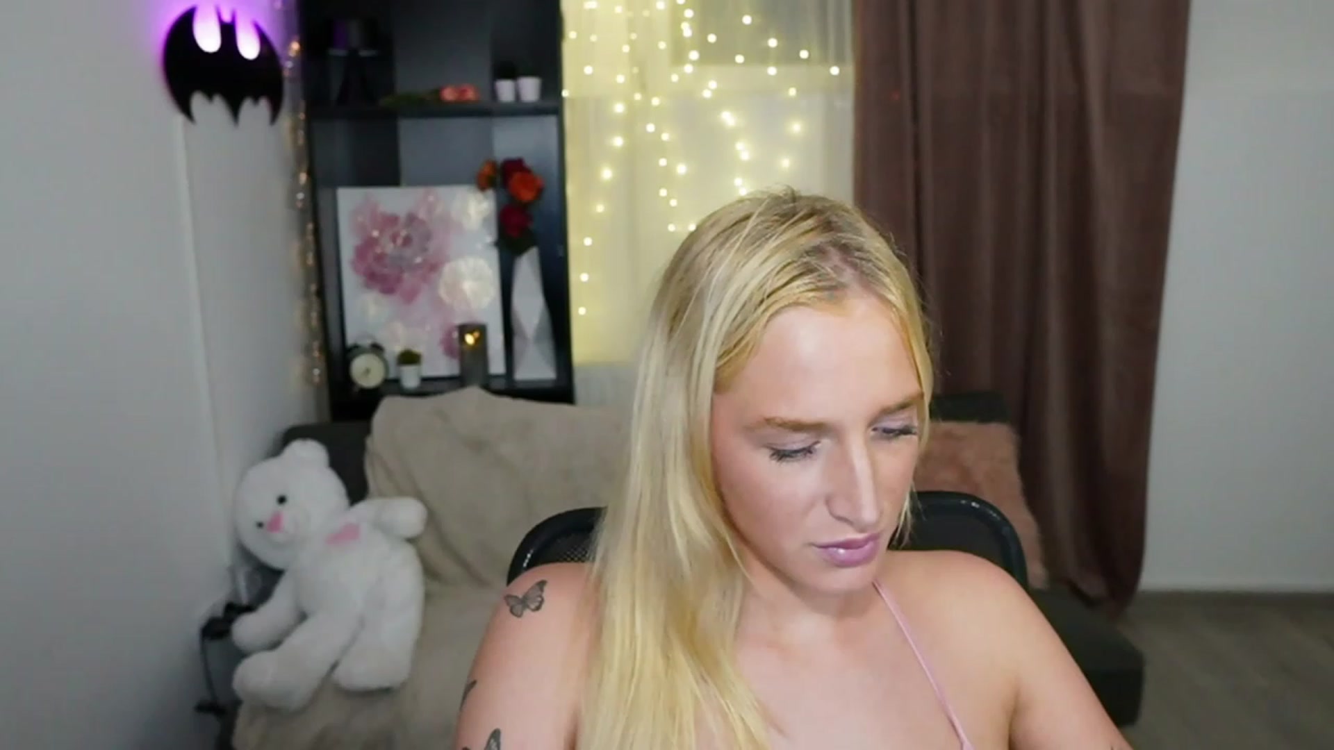 Gallery image thumbnail from NicoletteShea's myfreecams stream on, 11/08/2023, 24:12 image 3 of 20
