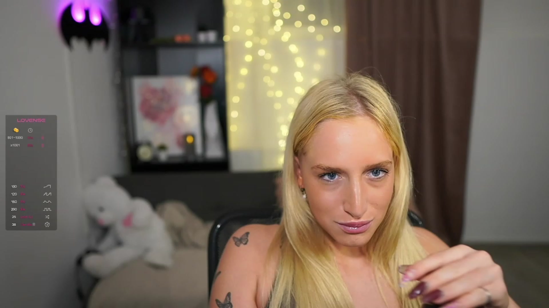Gallery image thumbnail from NicoletteShea's myfreecams stream on, 11/08/2023, 20:48 image 10 of 20