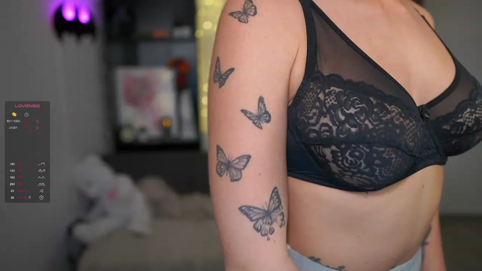 Gallery image thumbnail from NicoletteShea's myfreecams stream on, 11/08/2023, 20:48 image 17 of 20