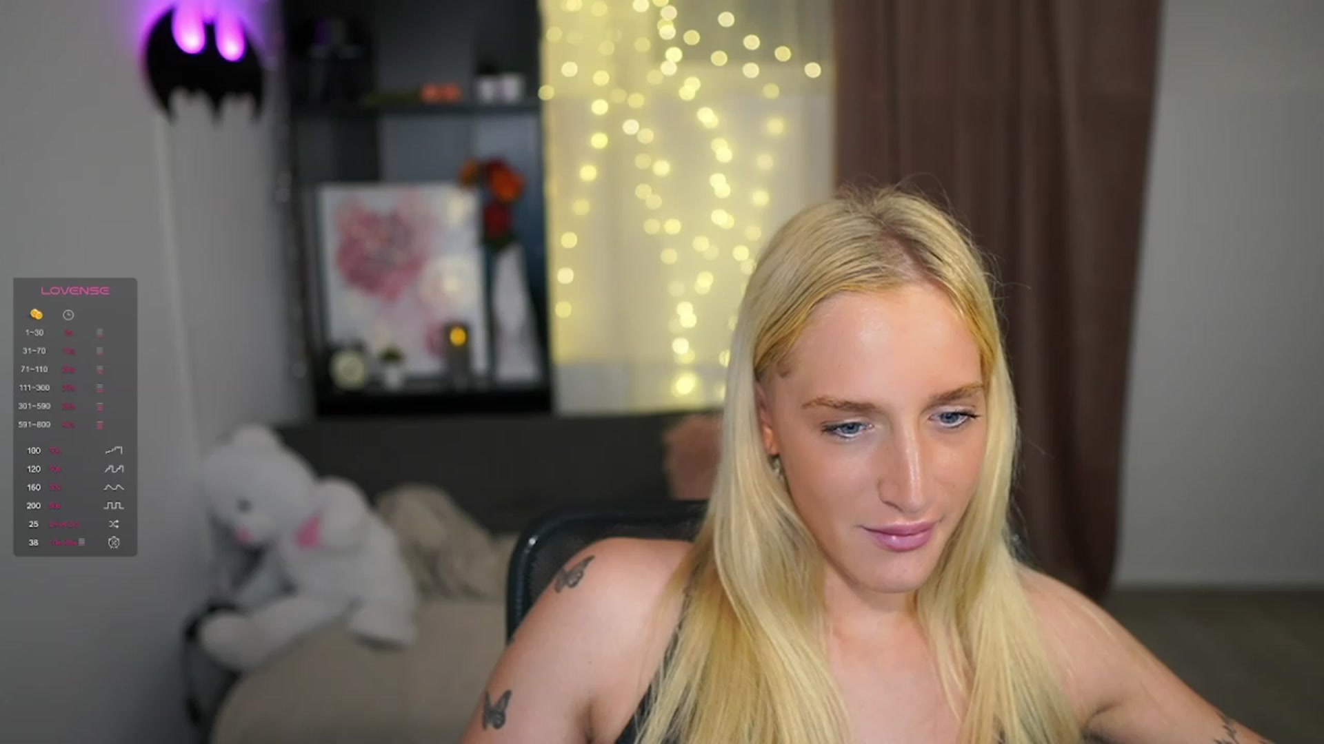 Gallery image thumbnail from NicoletteShea's myfreecams stream on, 11/08/2023, 20:48 image 8 of 20